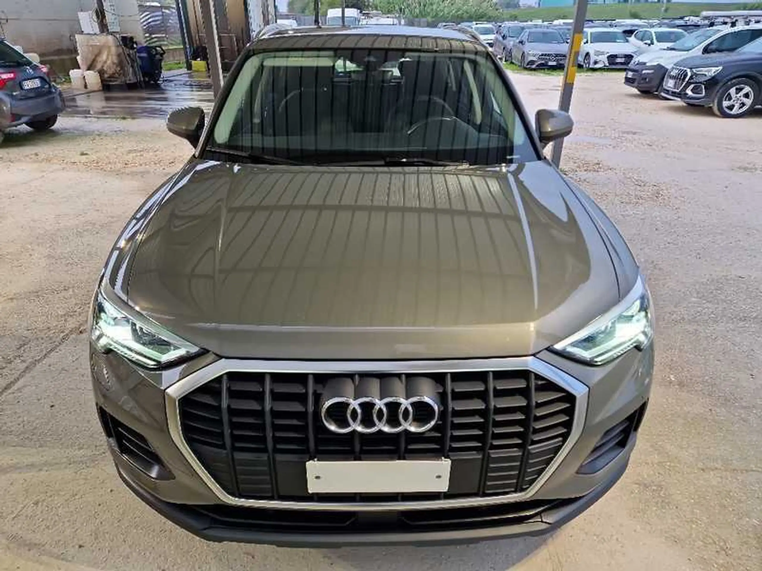 Audi - Q3