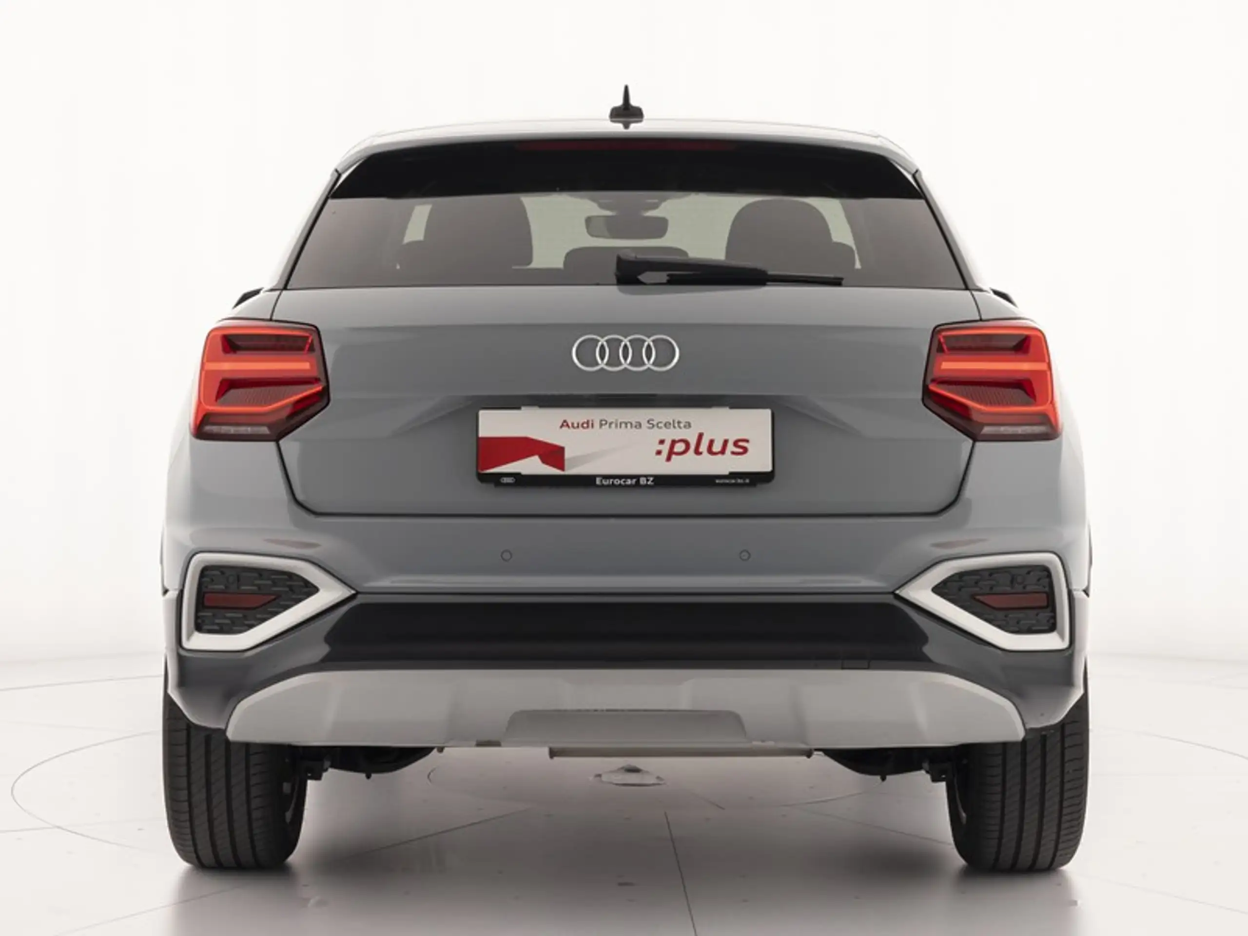 Audi - Q2