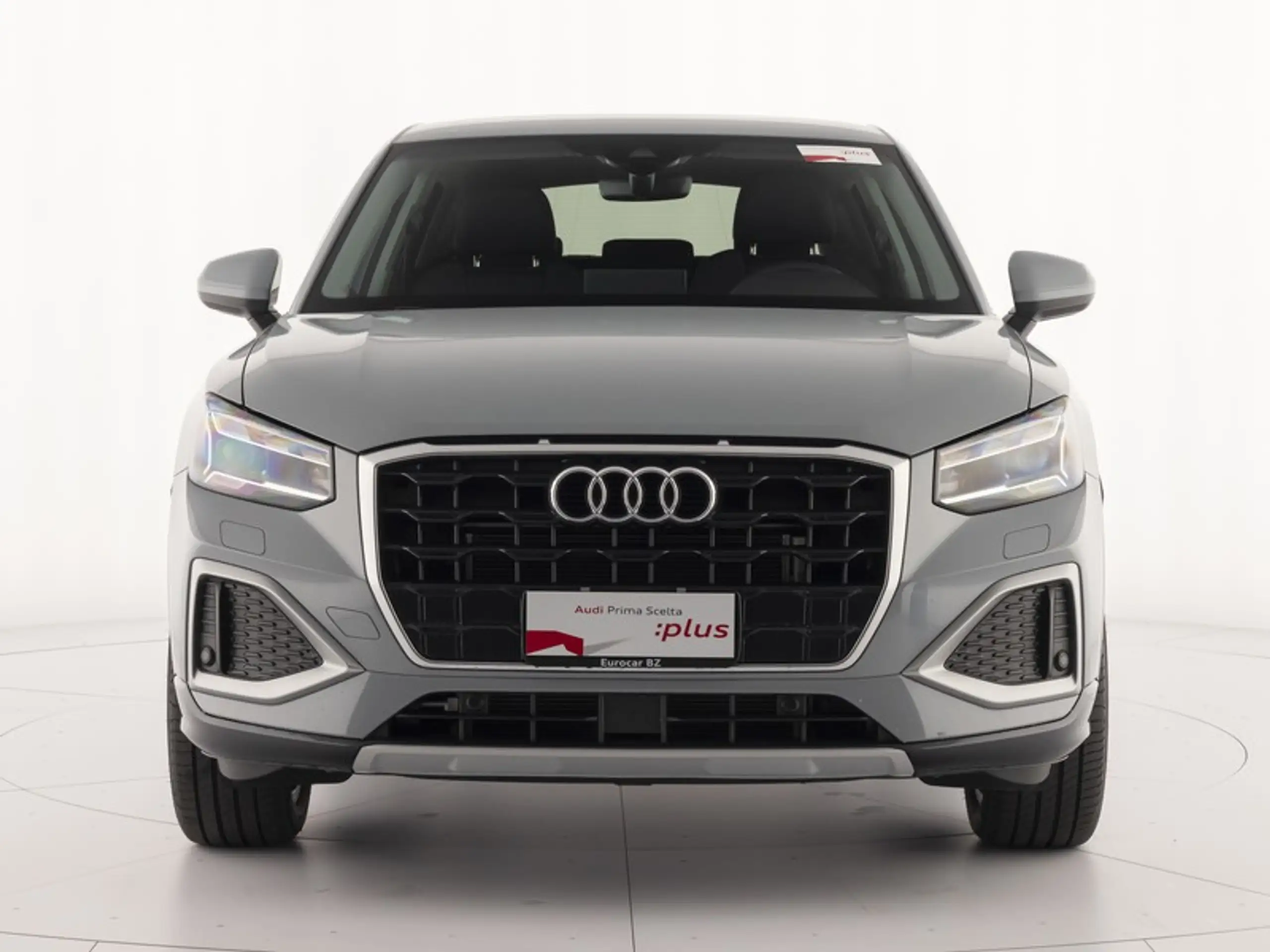 Audi - Q2