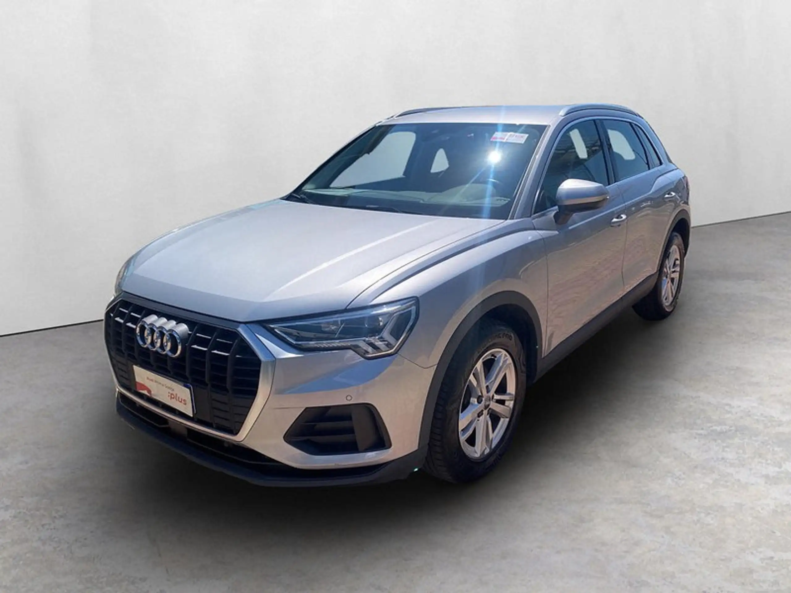 Audi - Q3