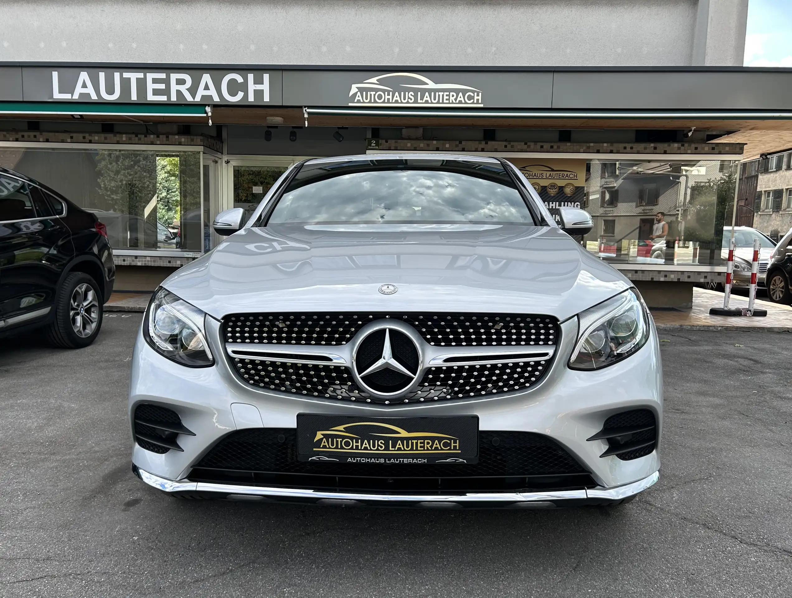 Mercedes-Benz - GLC 220