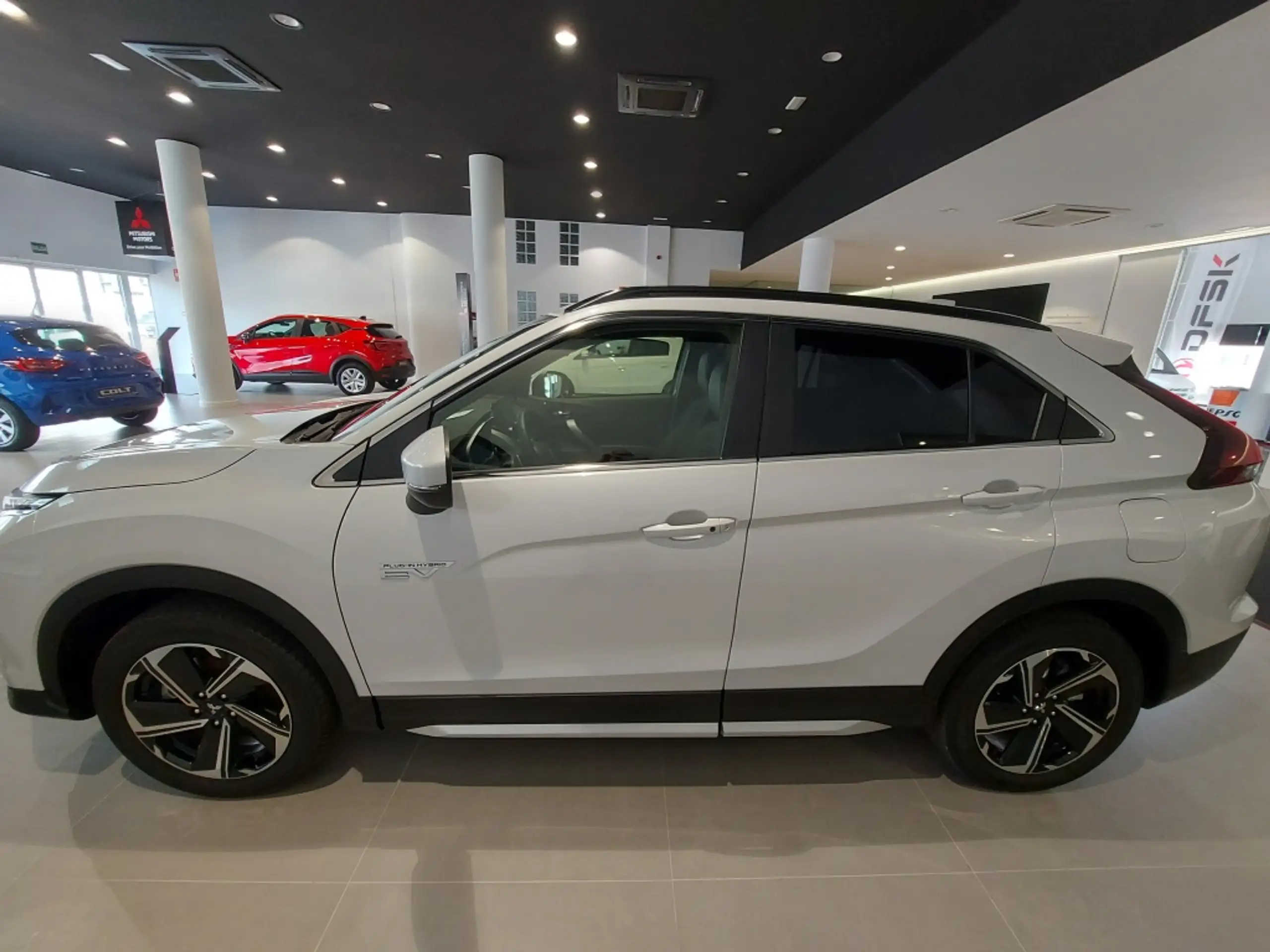 Mitsubishi - Eclipse Cross