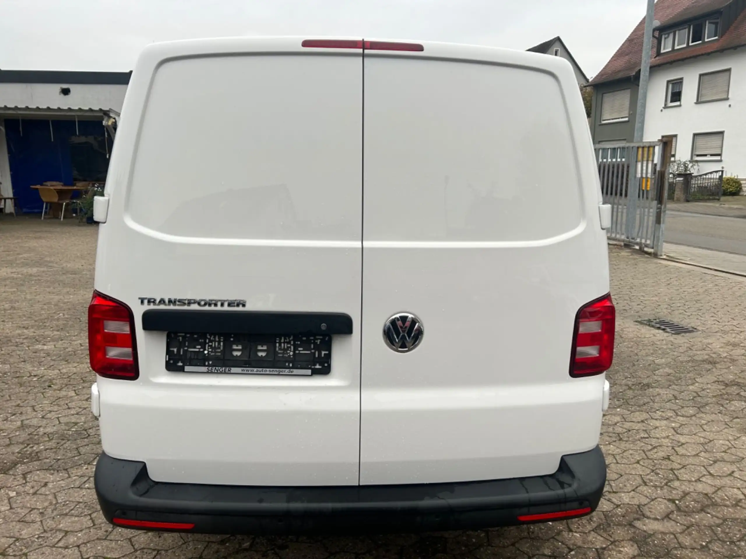 Volkswagen - T6 Transporter