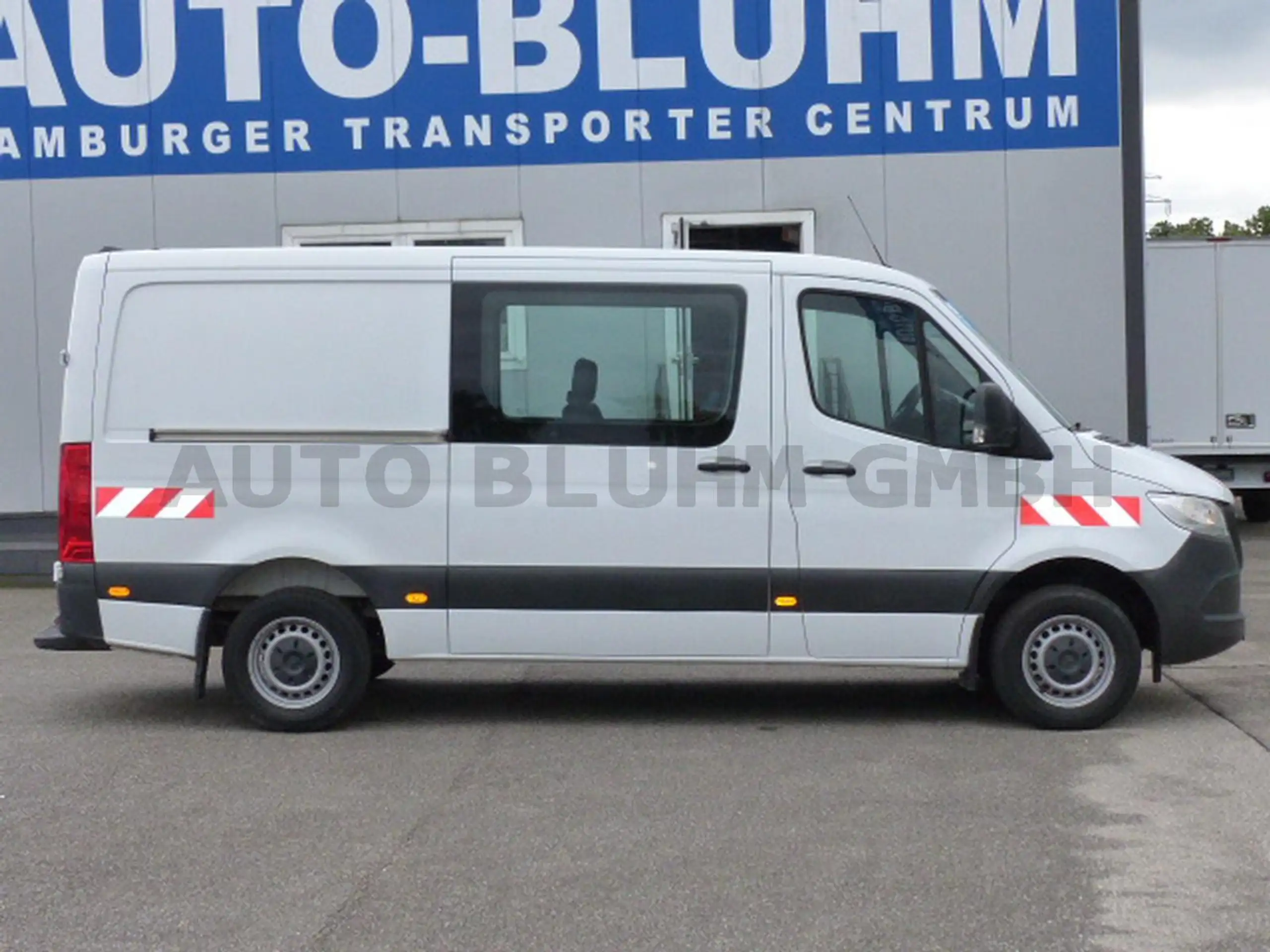 Mercedes-Benz - Sprinter