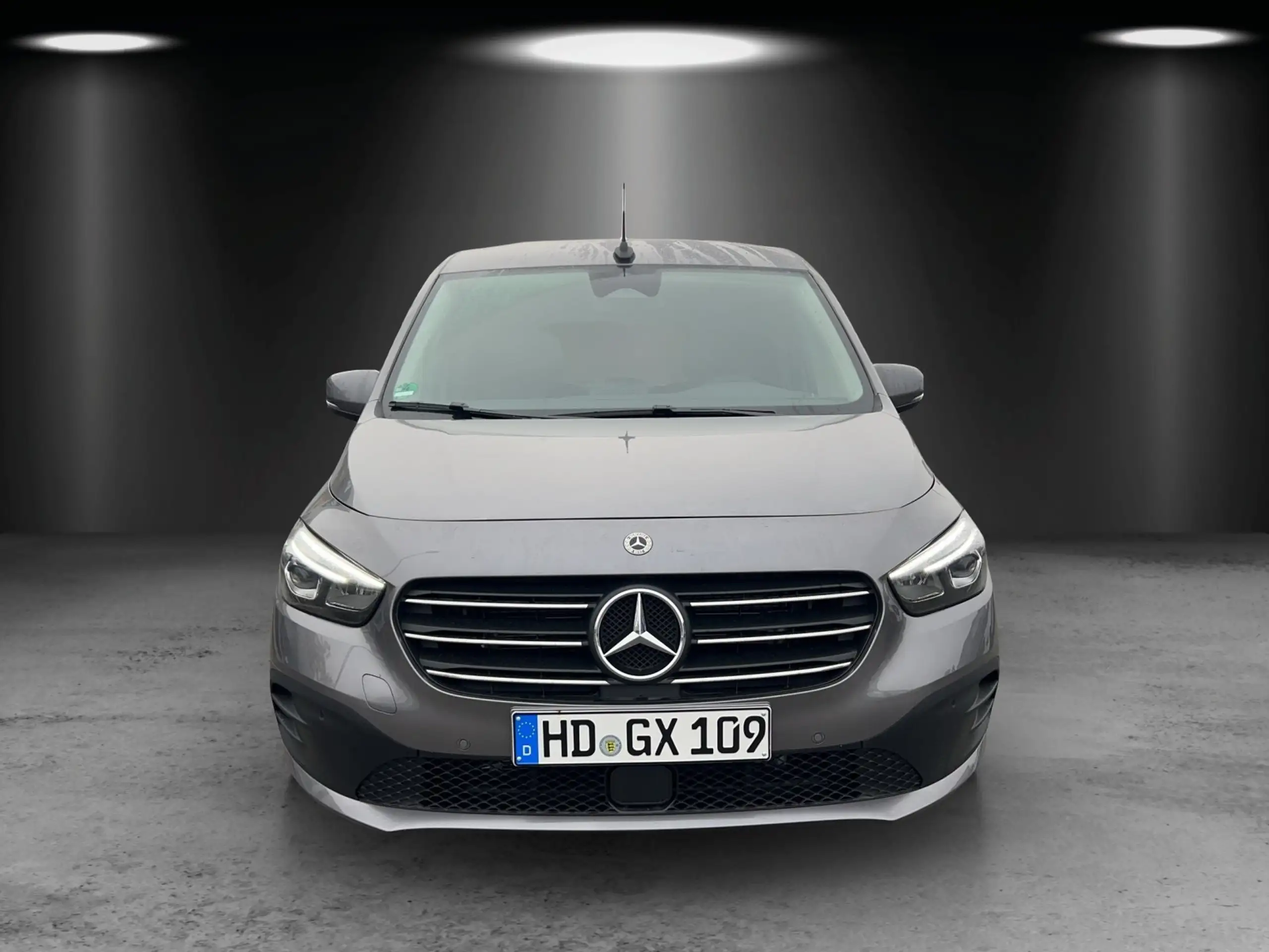 Mercedes-Benz - T-Class