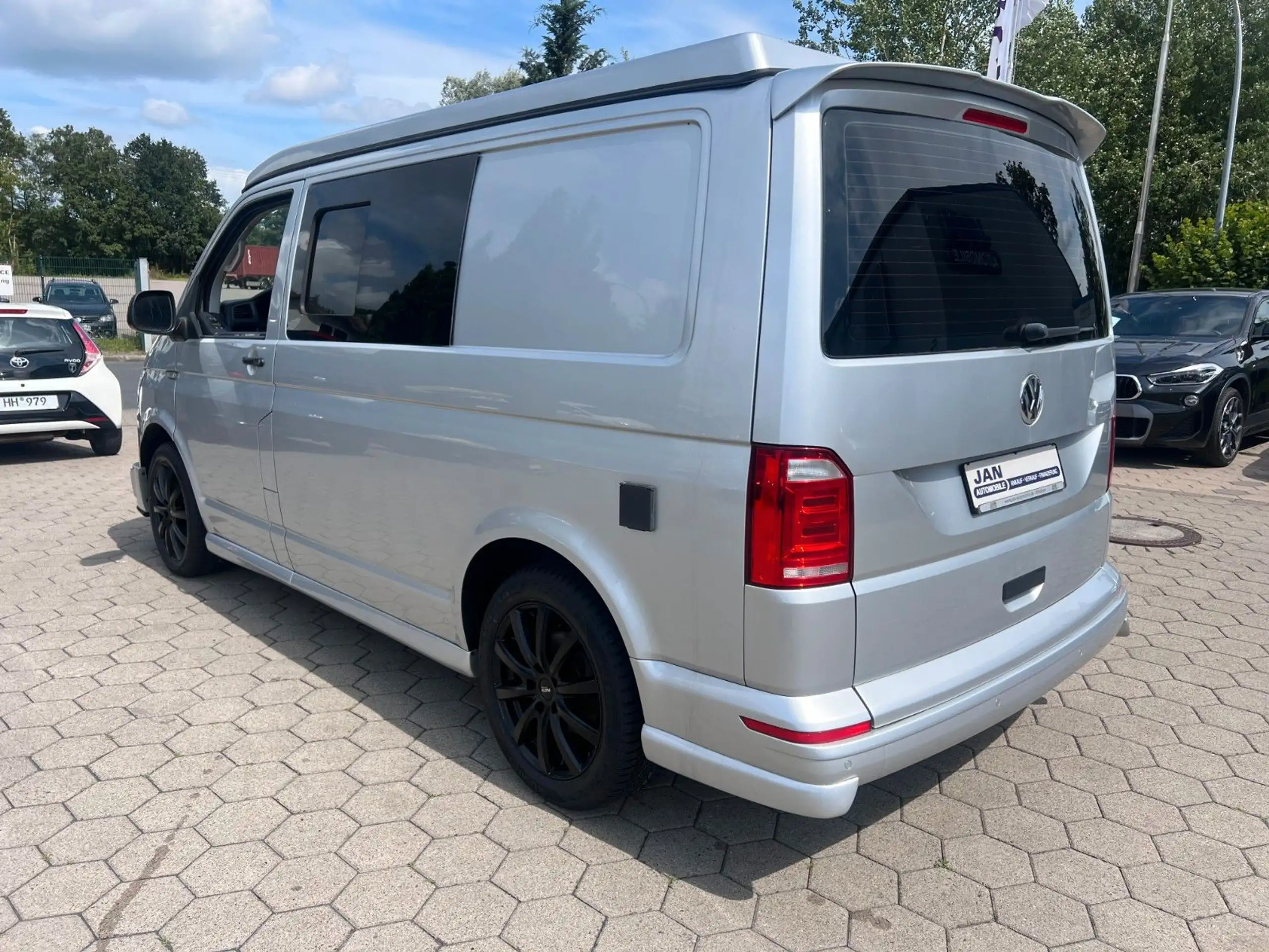 Volkswagen - T6 California