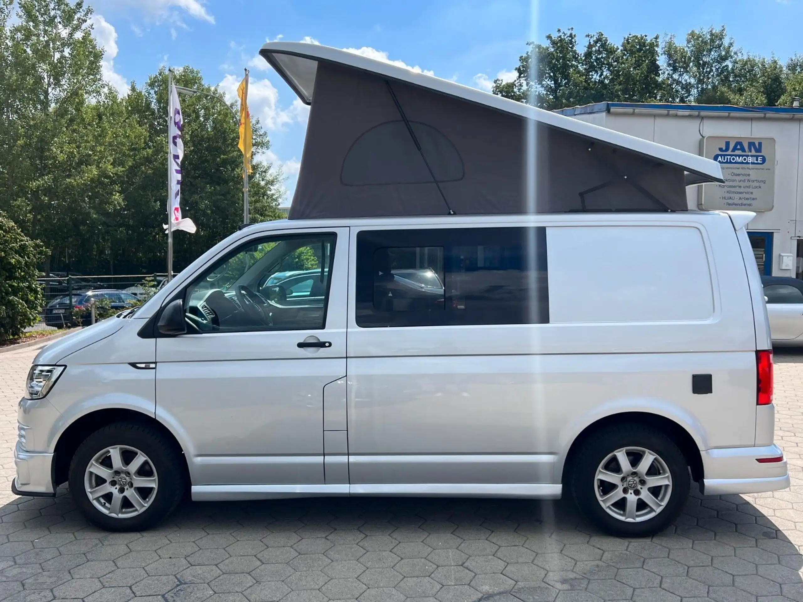 Volkswagen - T6 California