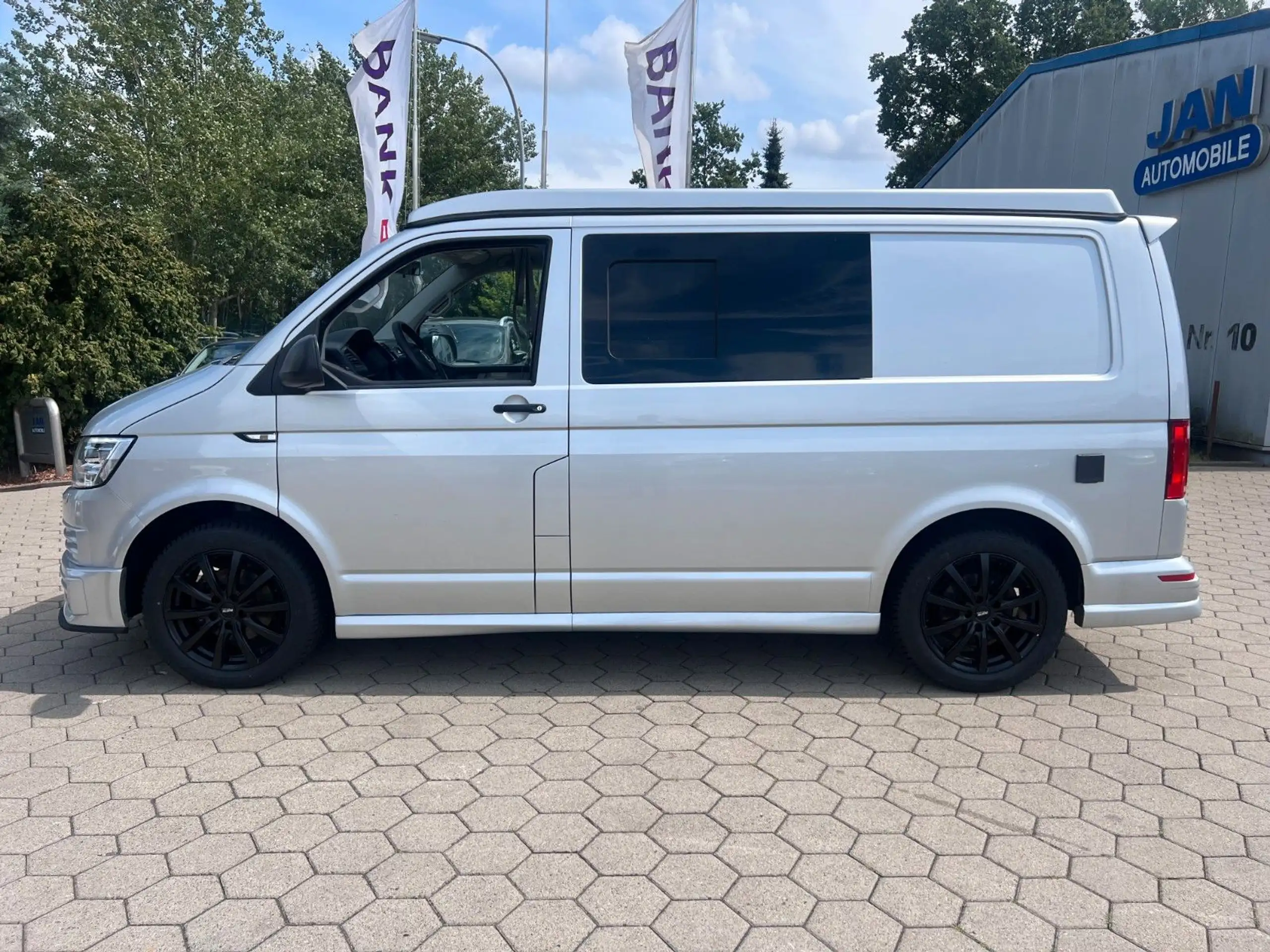 Volkswagen - T6 California