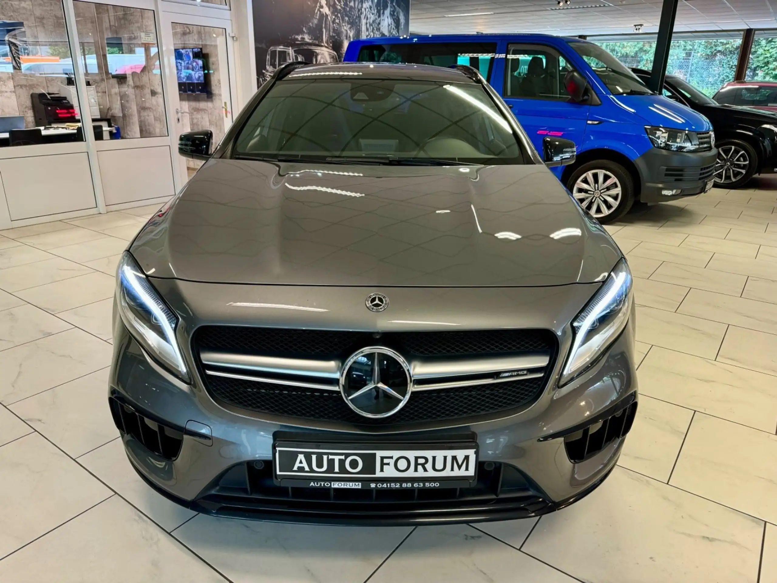 Mercedes-Benz - GLA 45 AMG