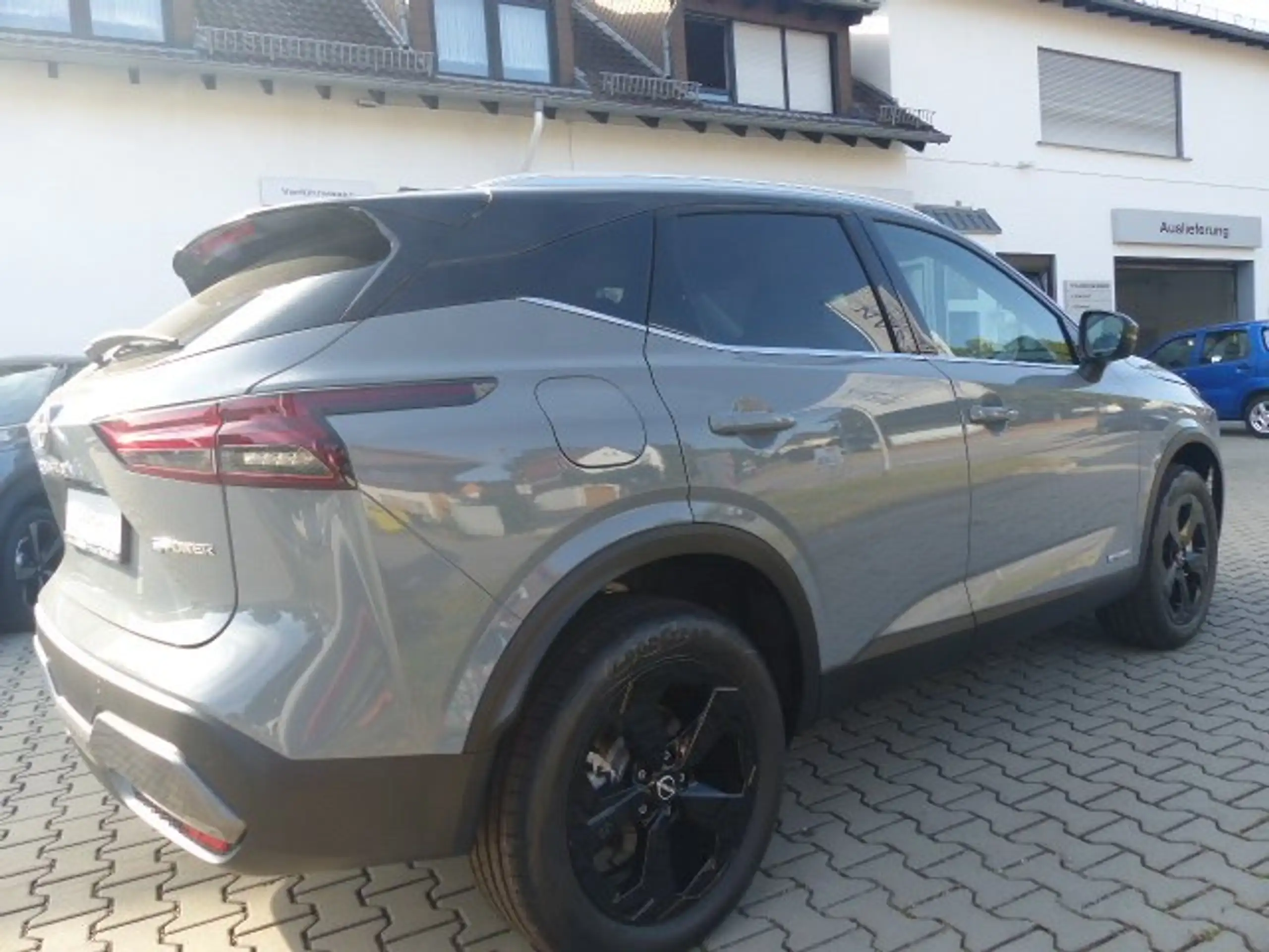 Nissan - Qashqai