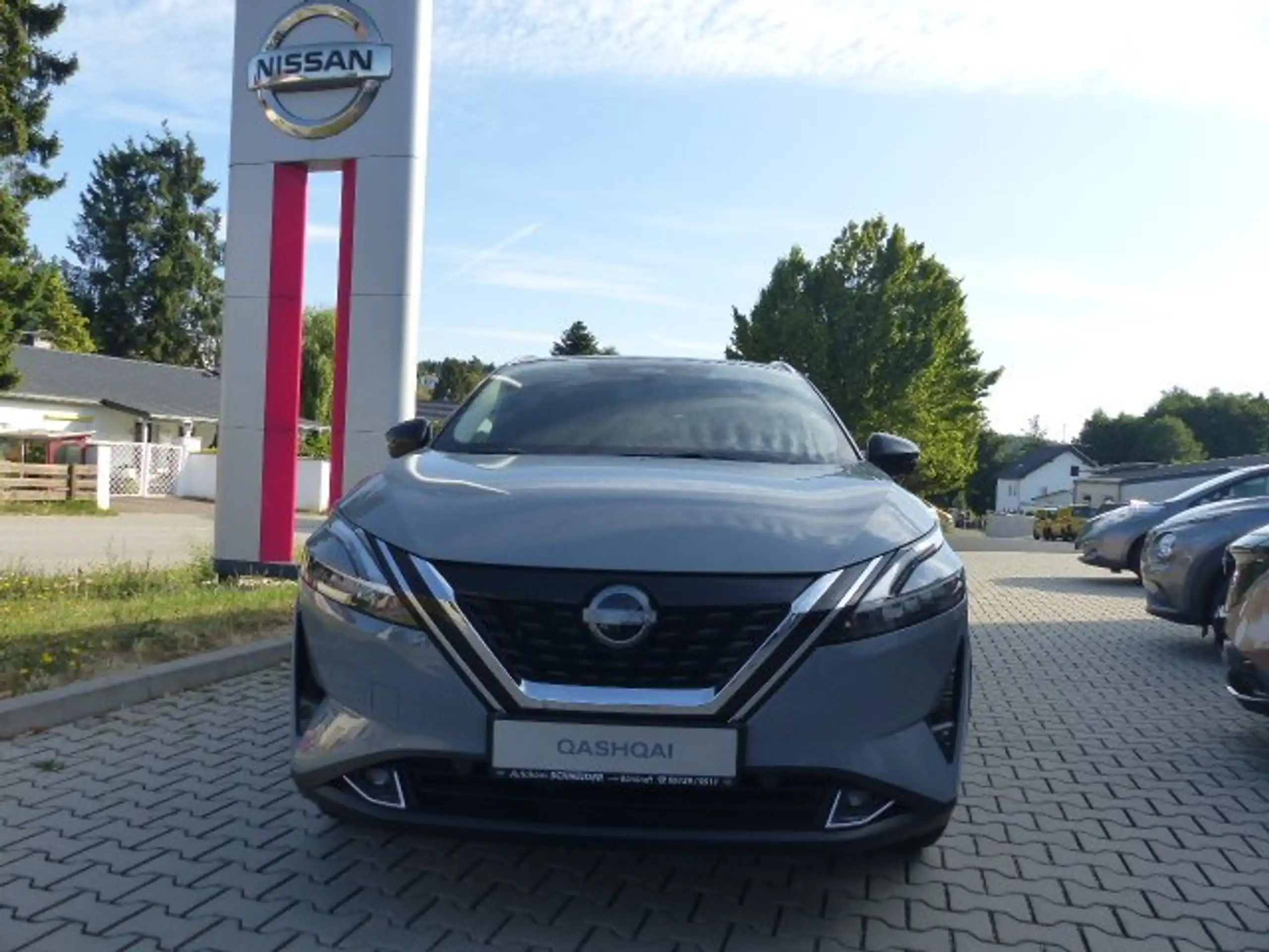 Nissan - Qashqai