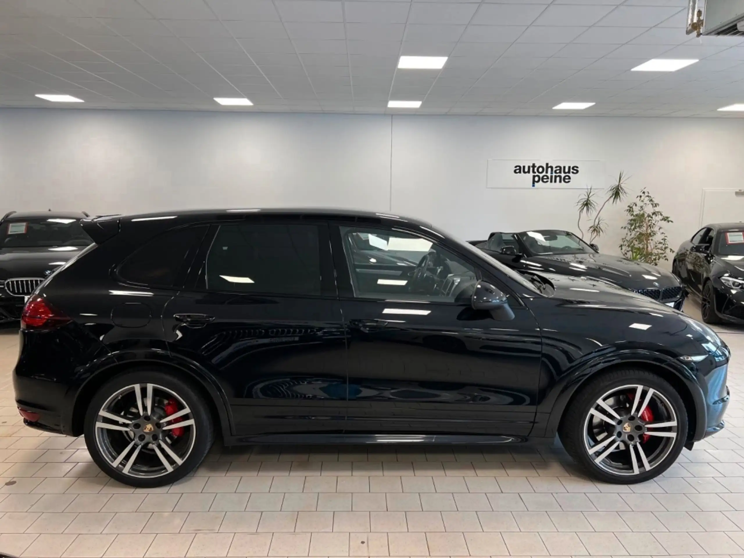 Porsche - Cayenne