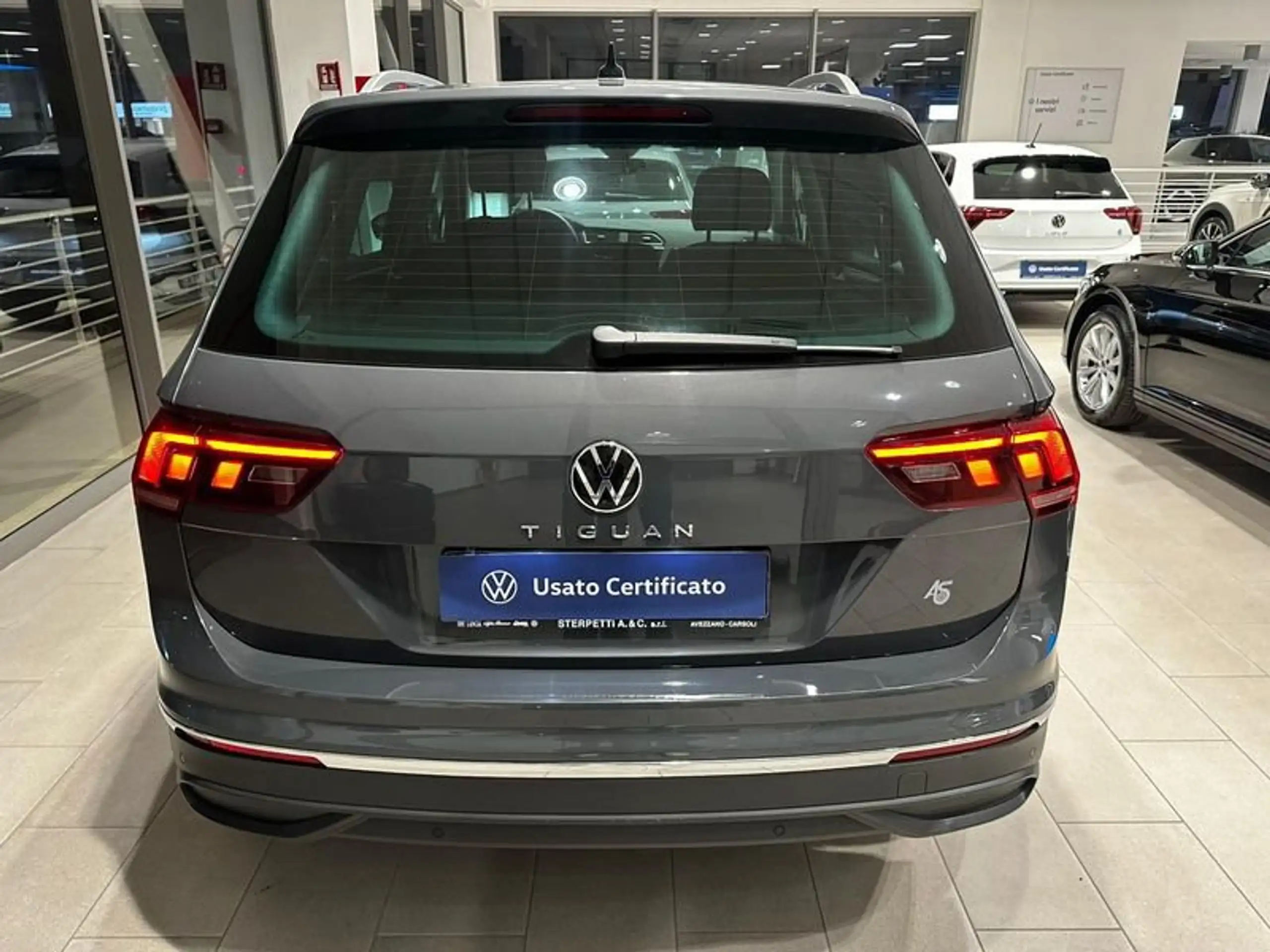 Volkswagen - Tiguan