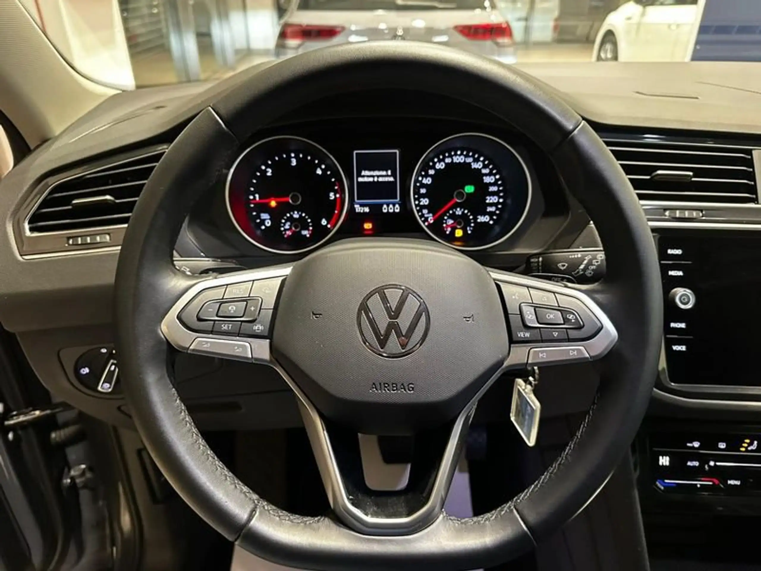 Volkswagen - Tiguan