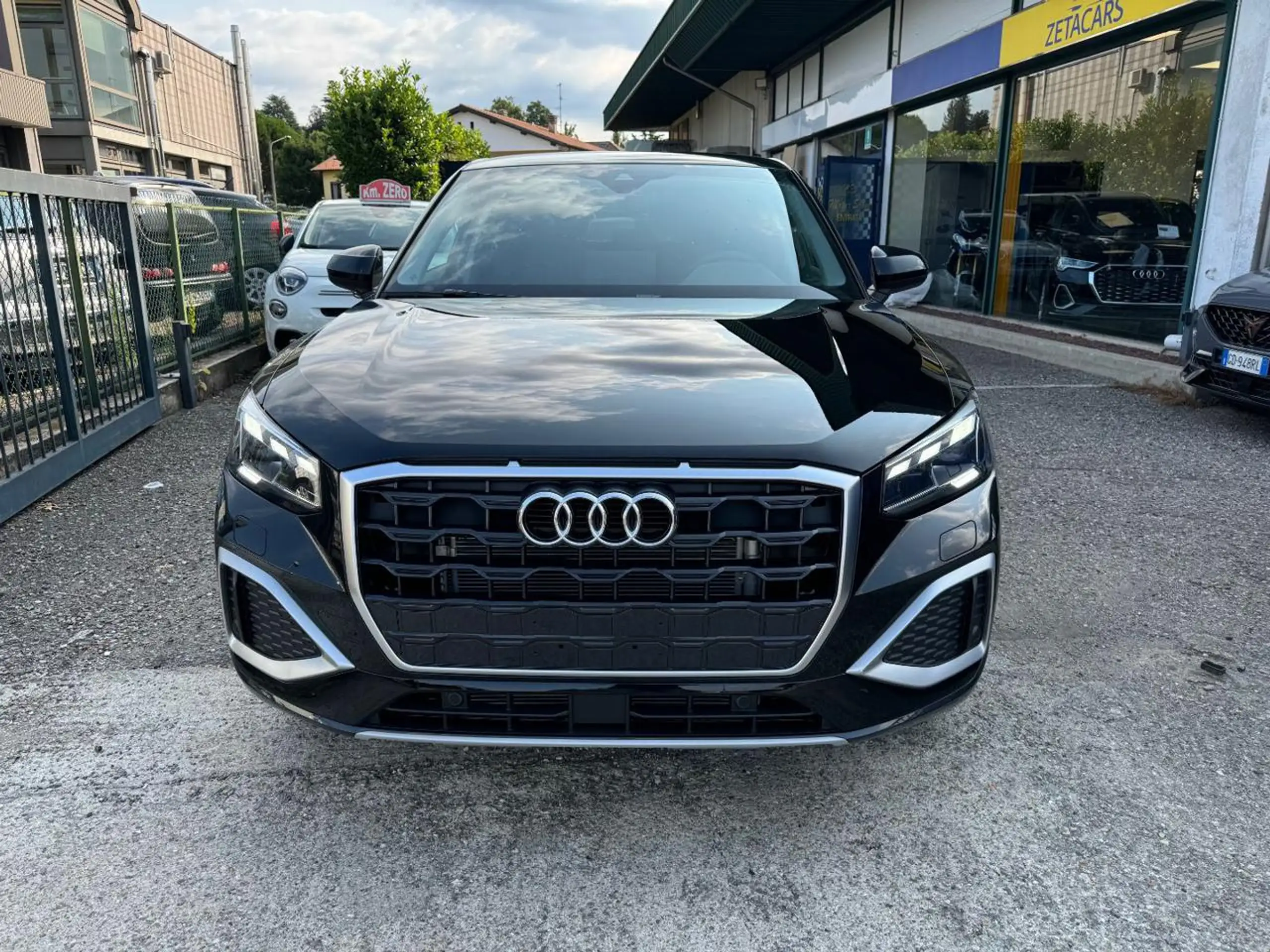 Audi - Q2