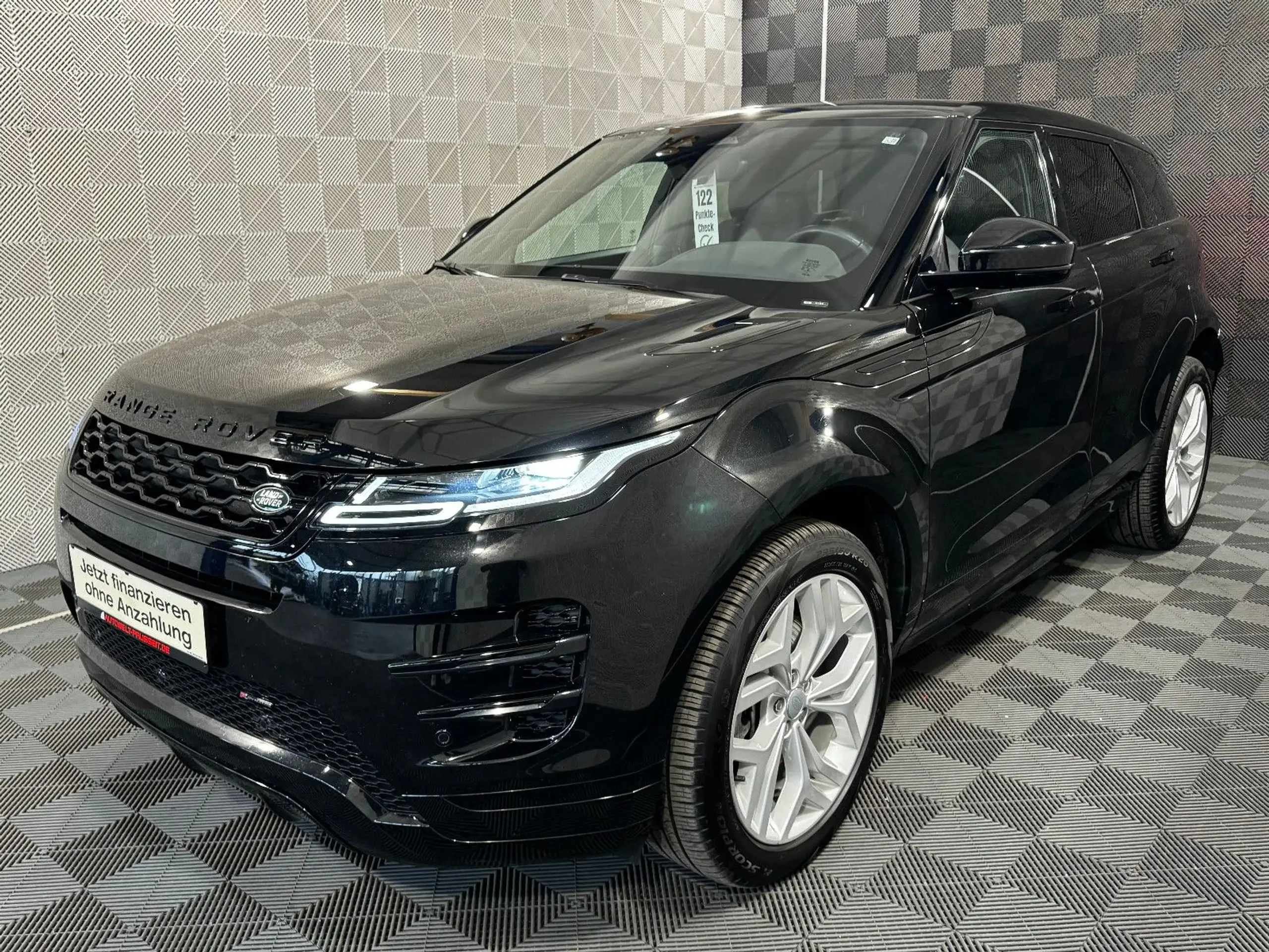 Land Rover - Range Rover Evoque