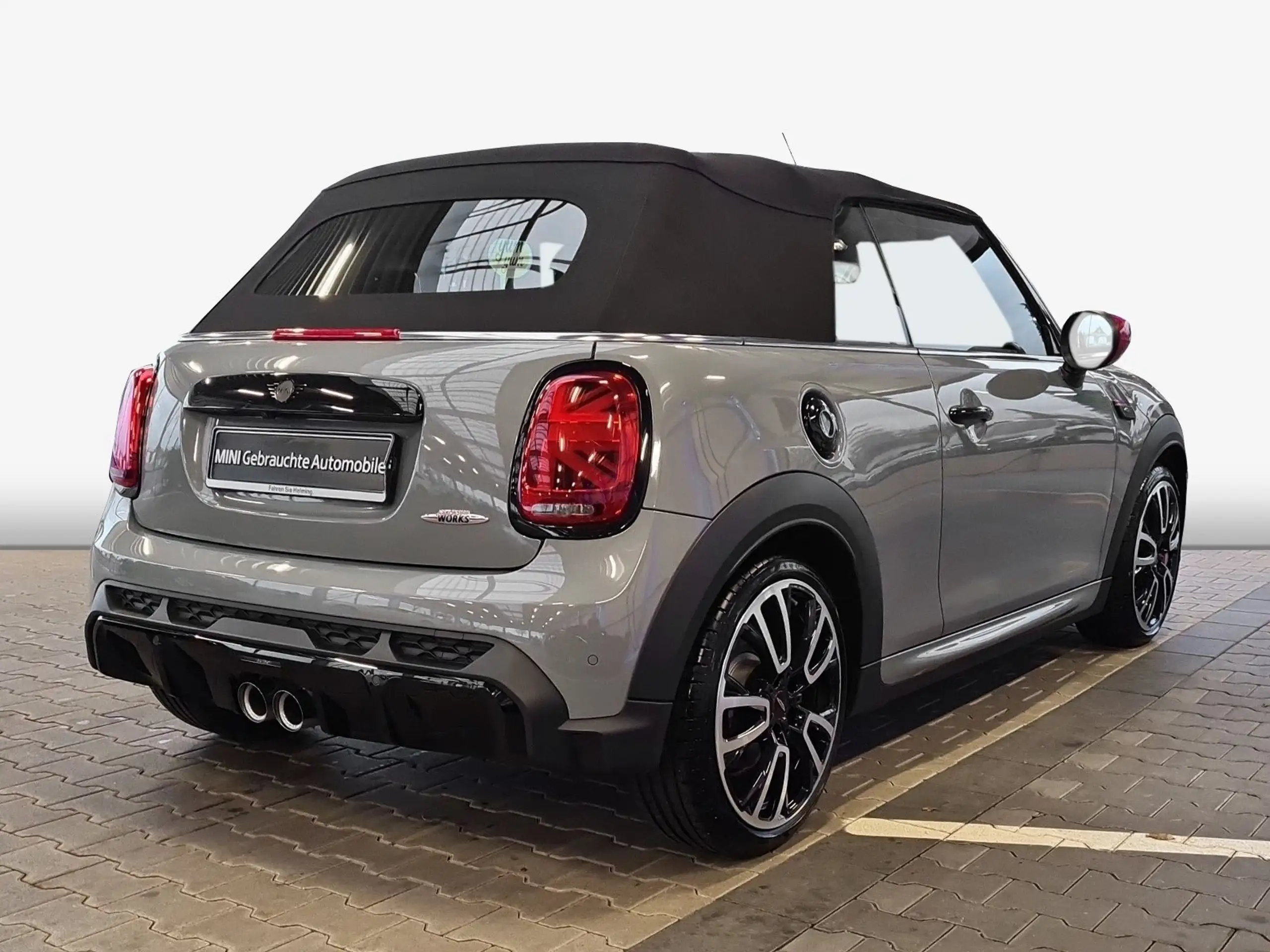 MINI - John Cooper Works Cabrio