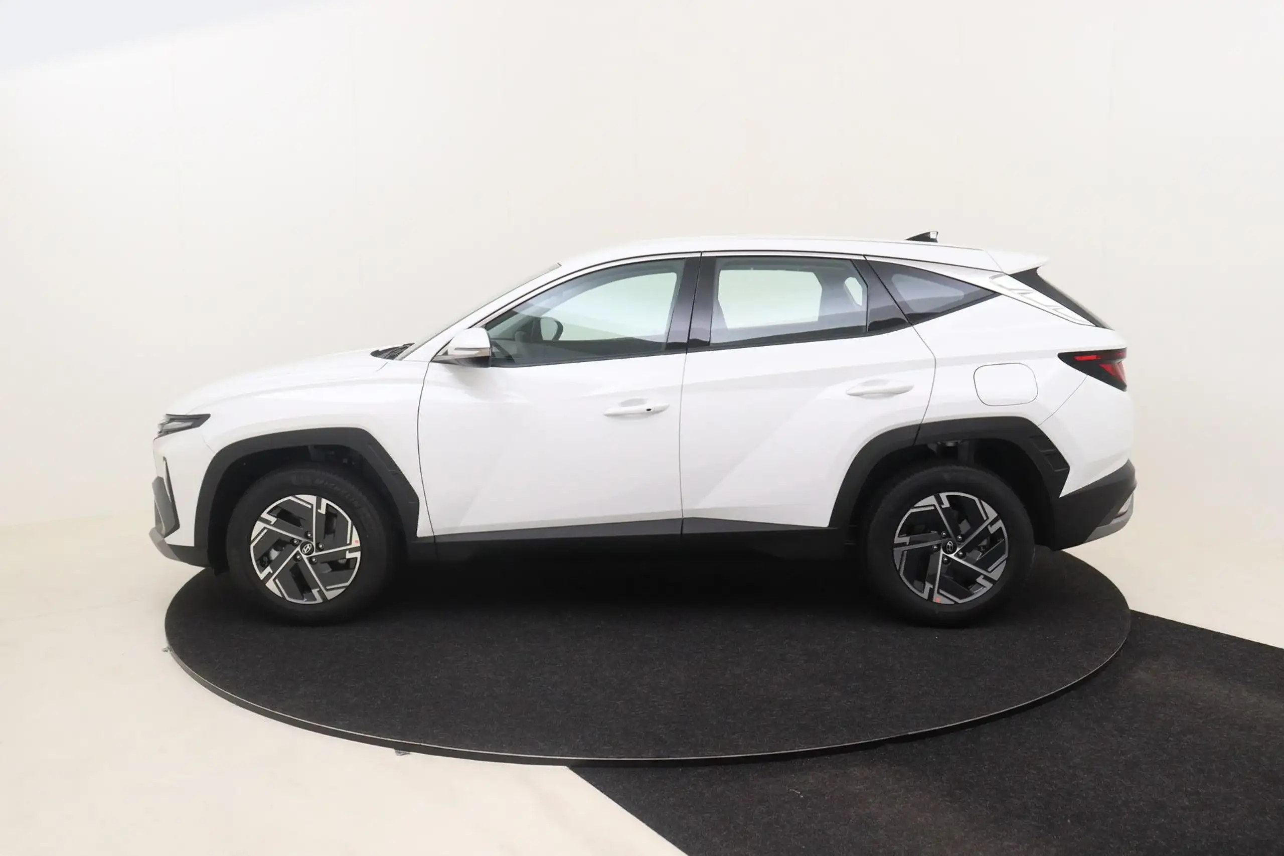 Hyundai - TUCSON