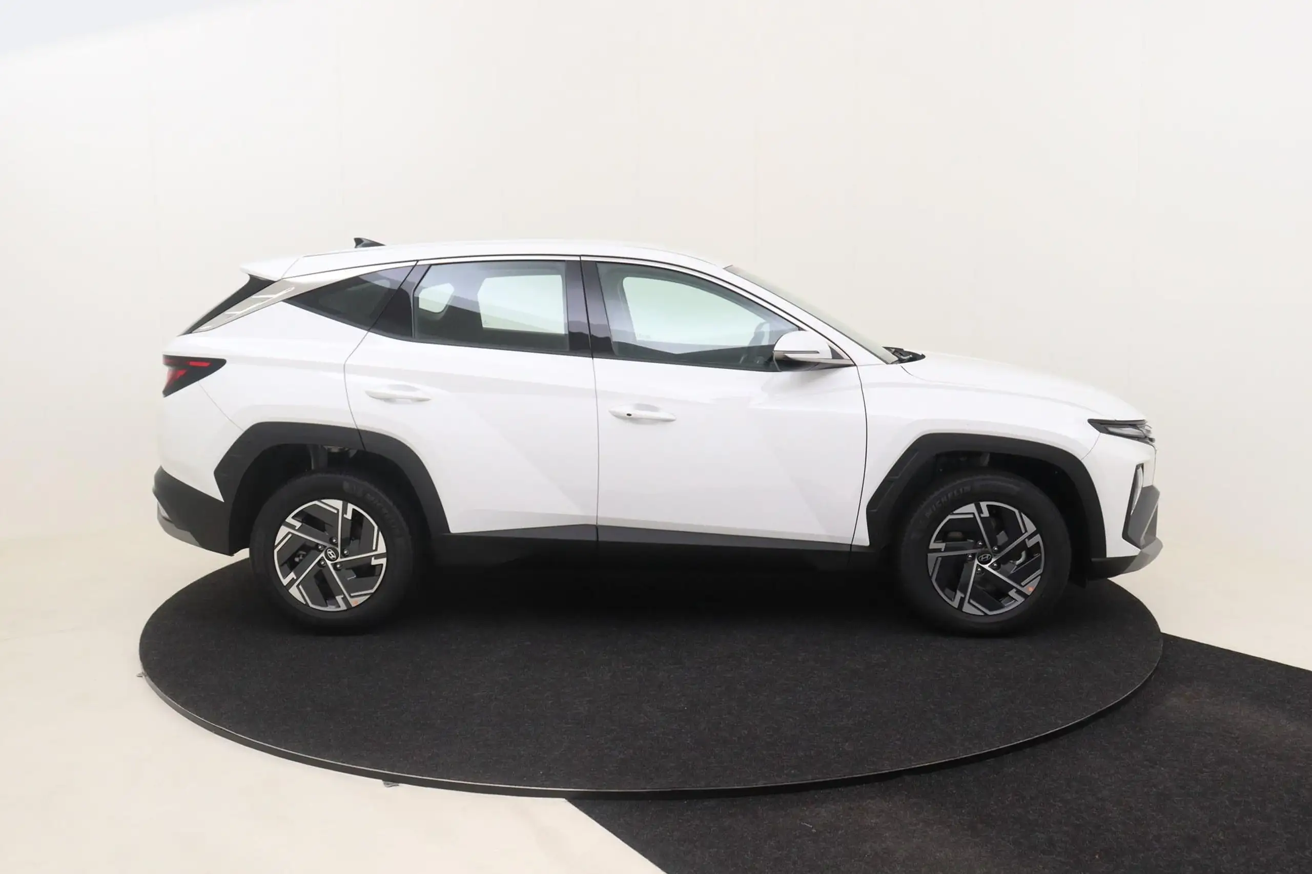 Hyundai - TUCSON