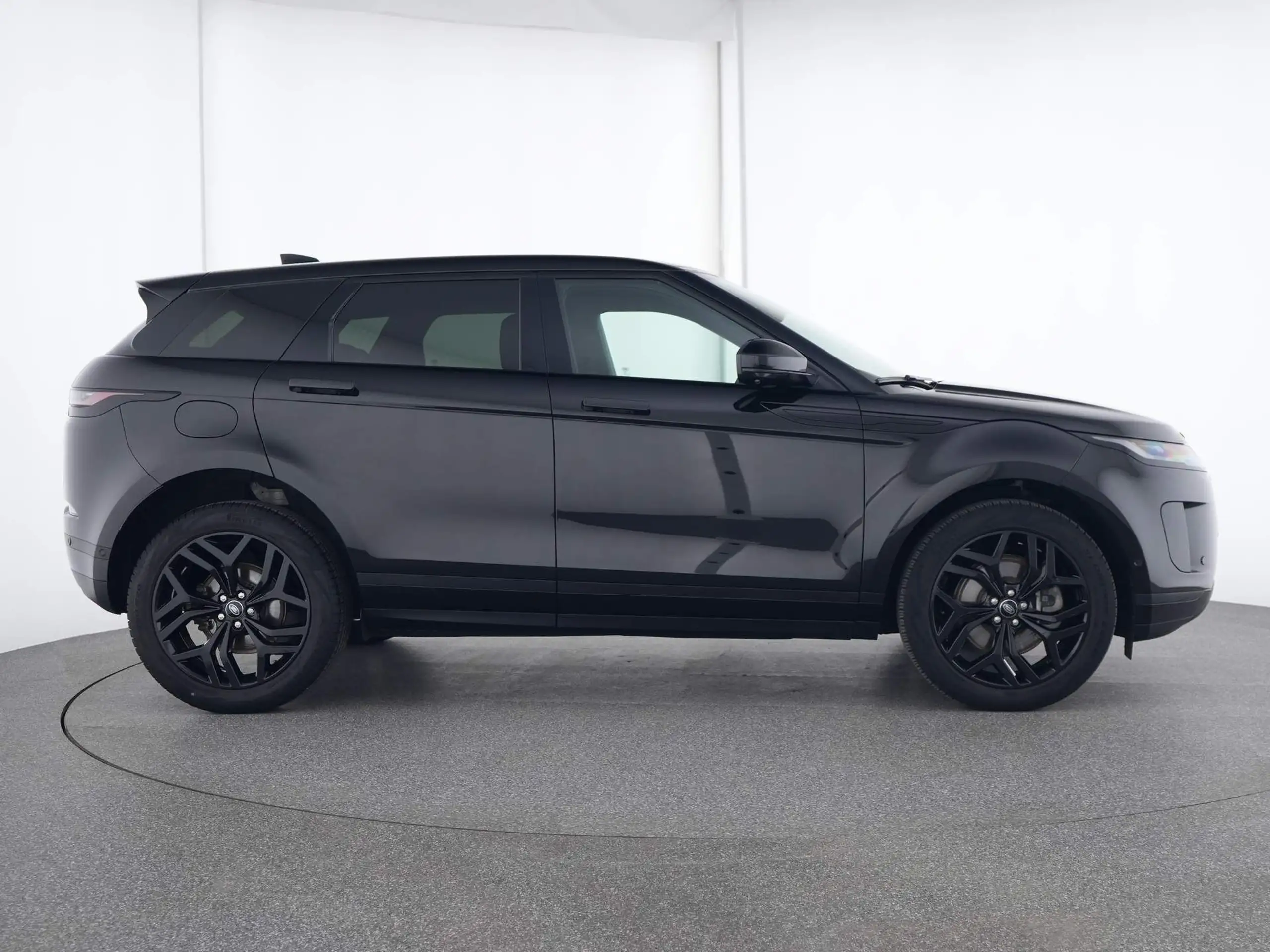 Land Rover - Range Rover Evoque