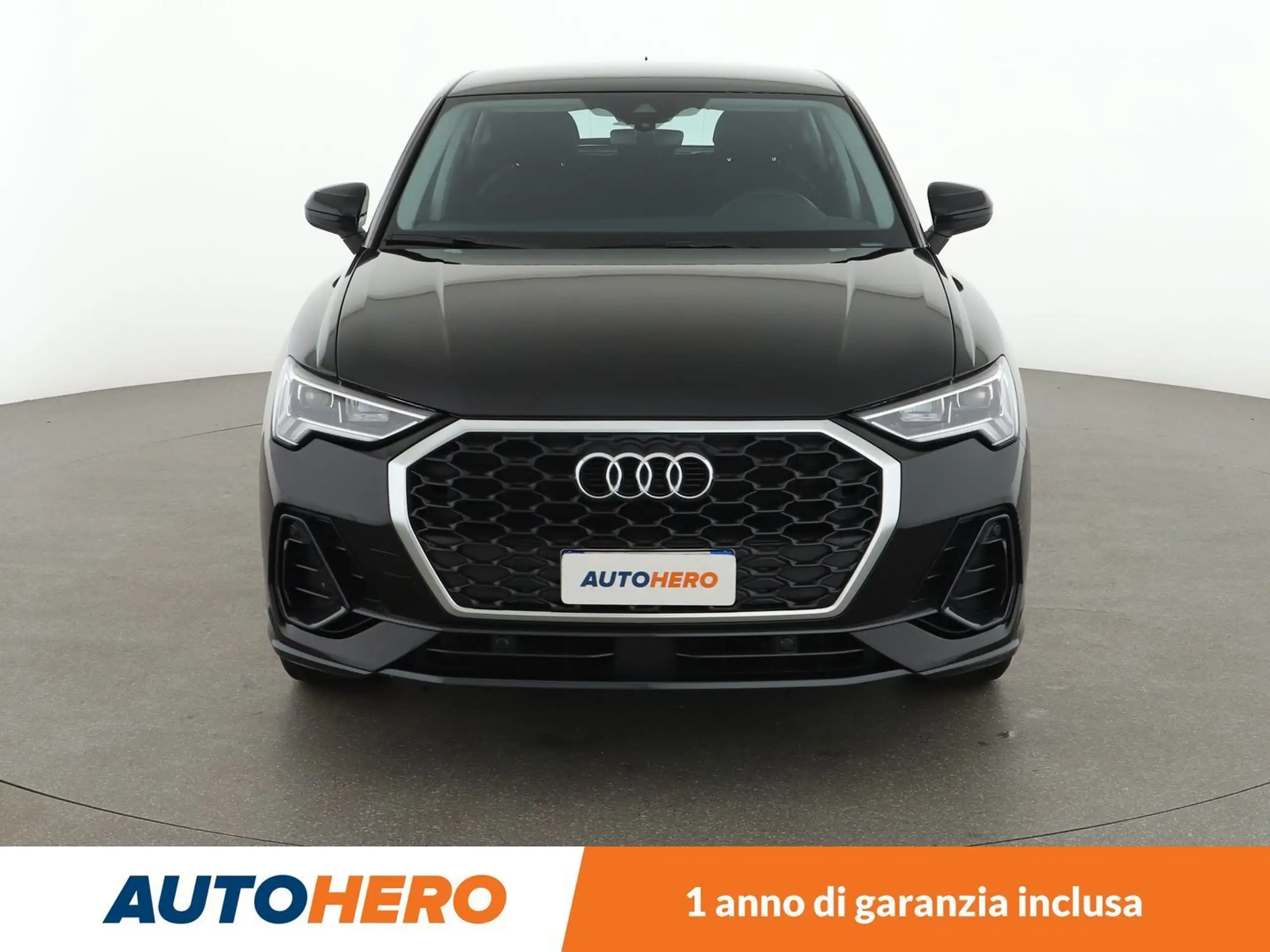 Audi - Q3