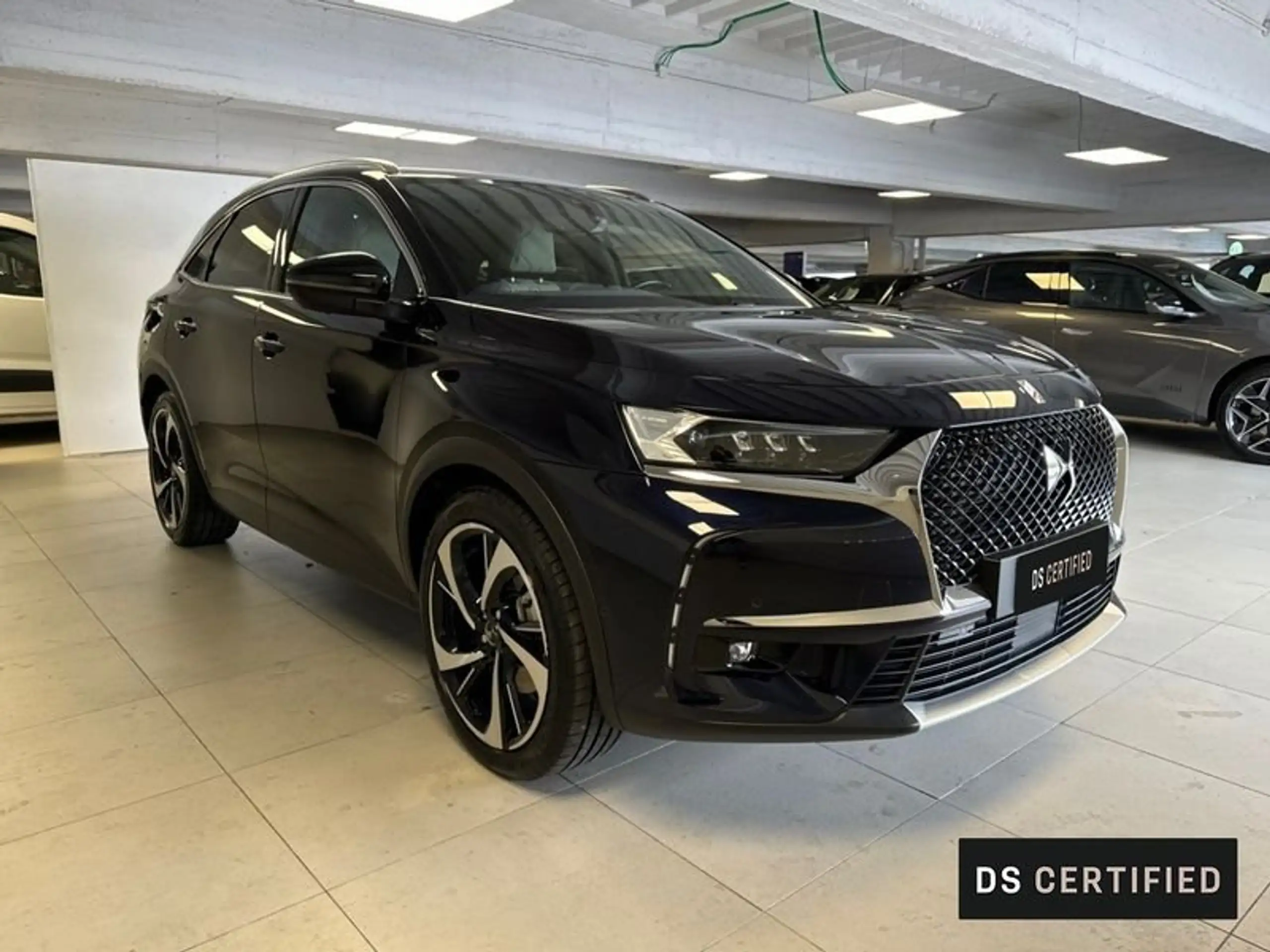 DS Automobiles - DS 7 Crossback