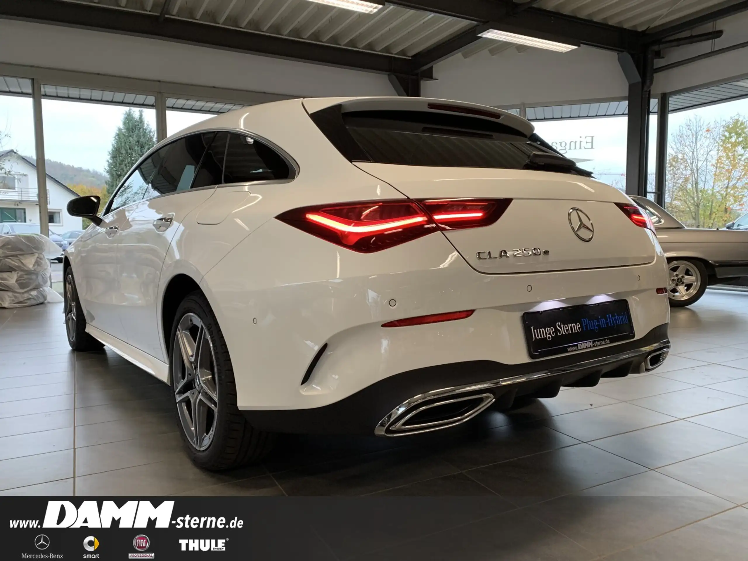 Mercedes-Benz - CLA 250