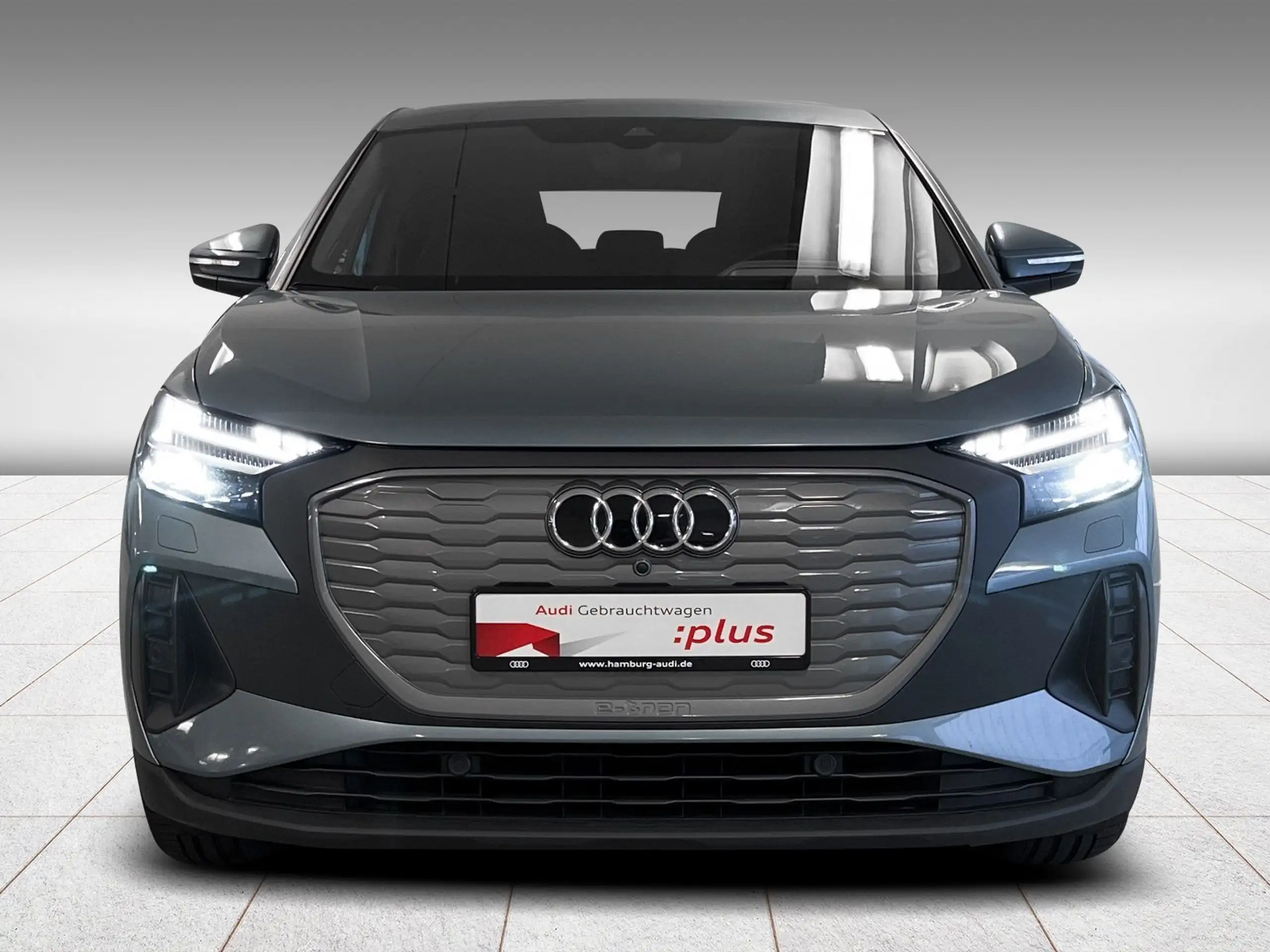 Audi - Q4 e-tron