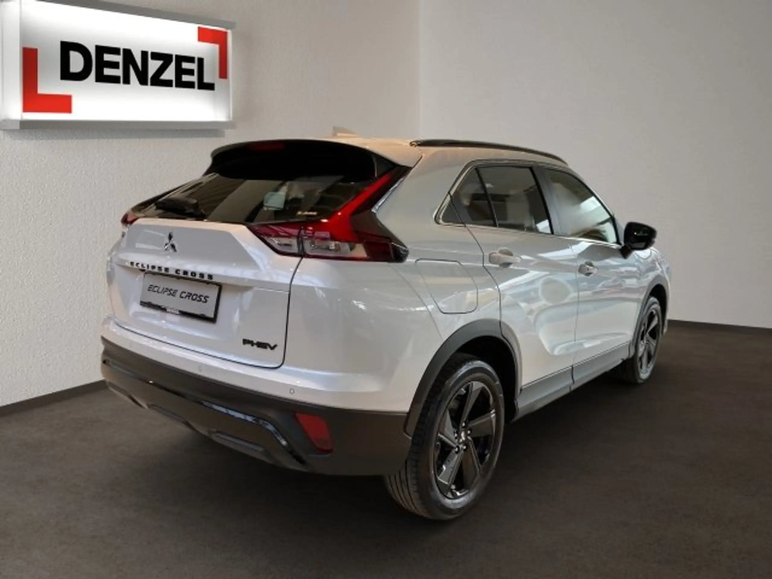 Mitsubishi - Eclipse Cross