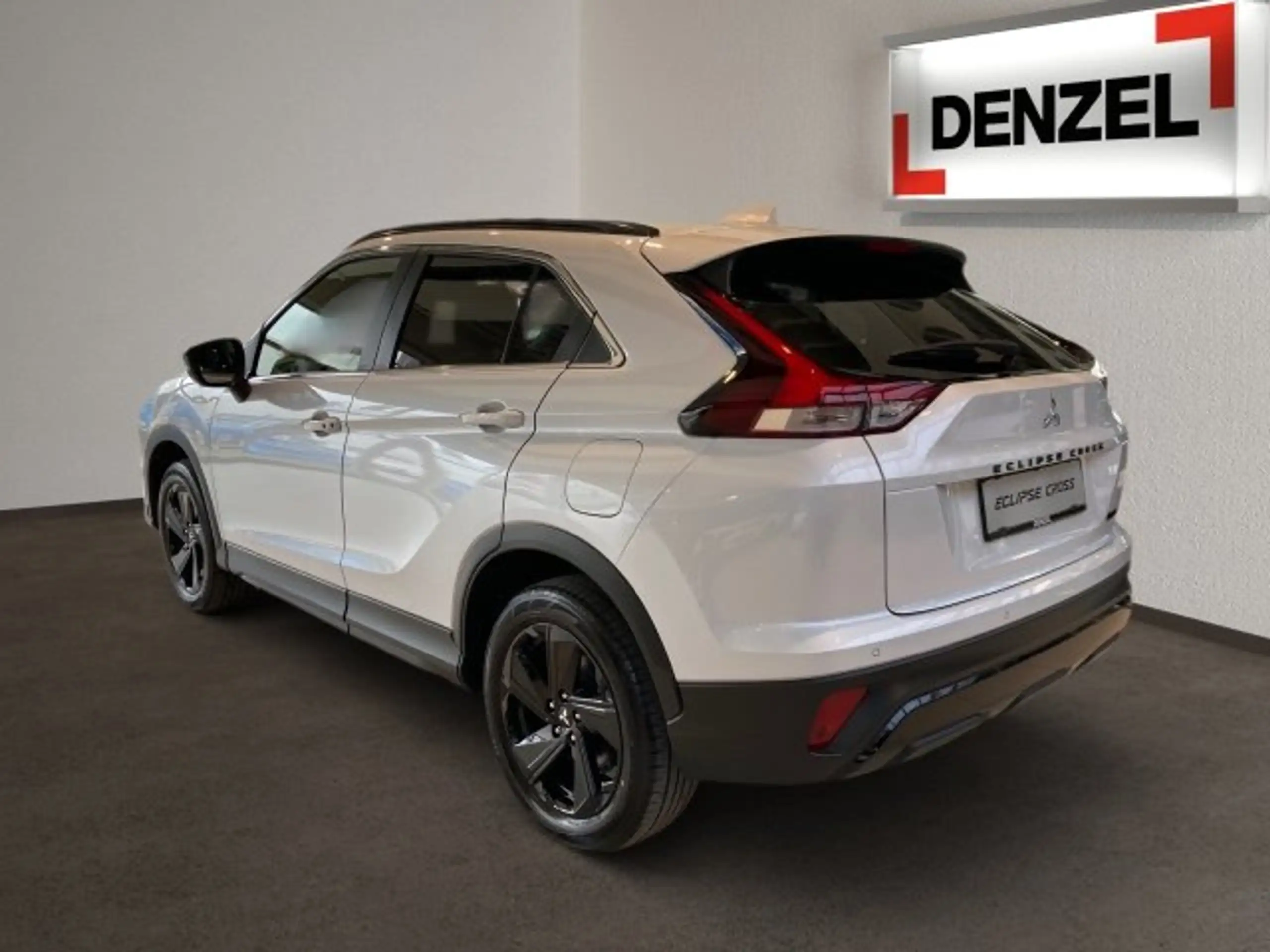 Mitsubishi - Eclipse Cross