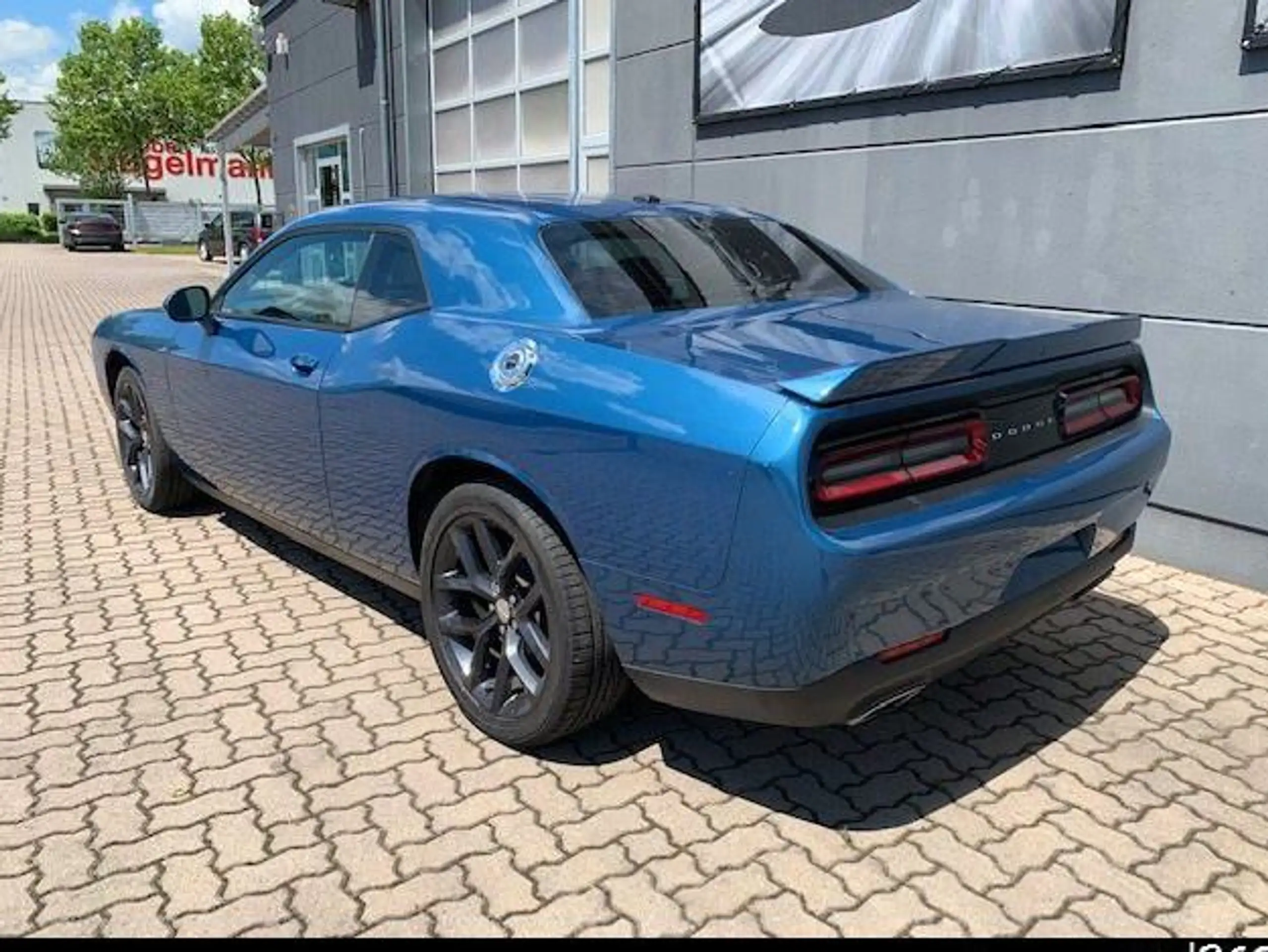 Dodge - Challenger