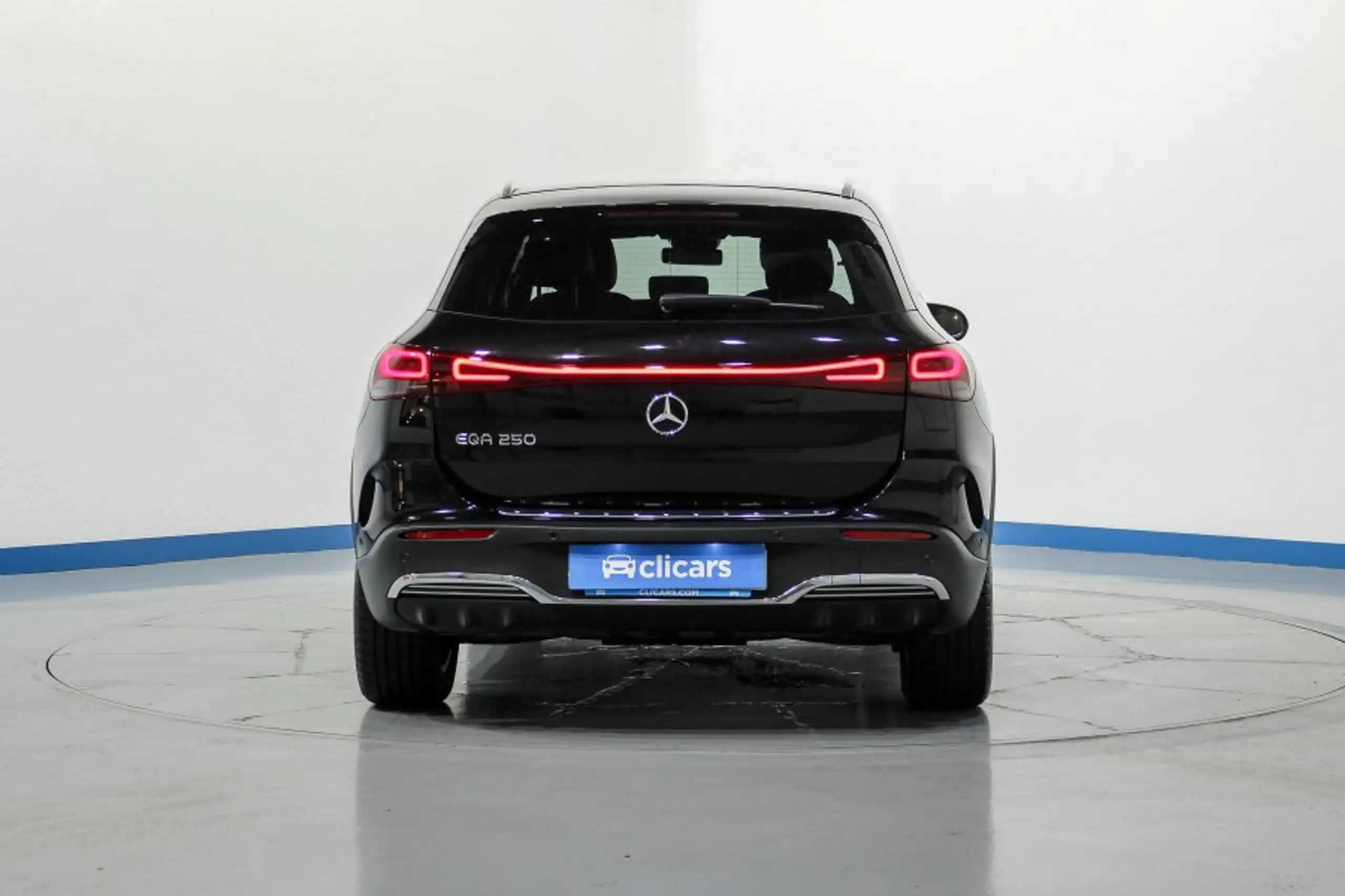 Mercedes-Benz - EQA