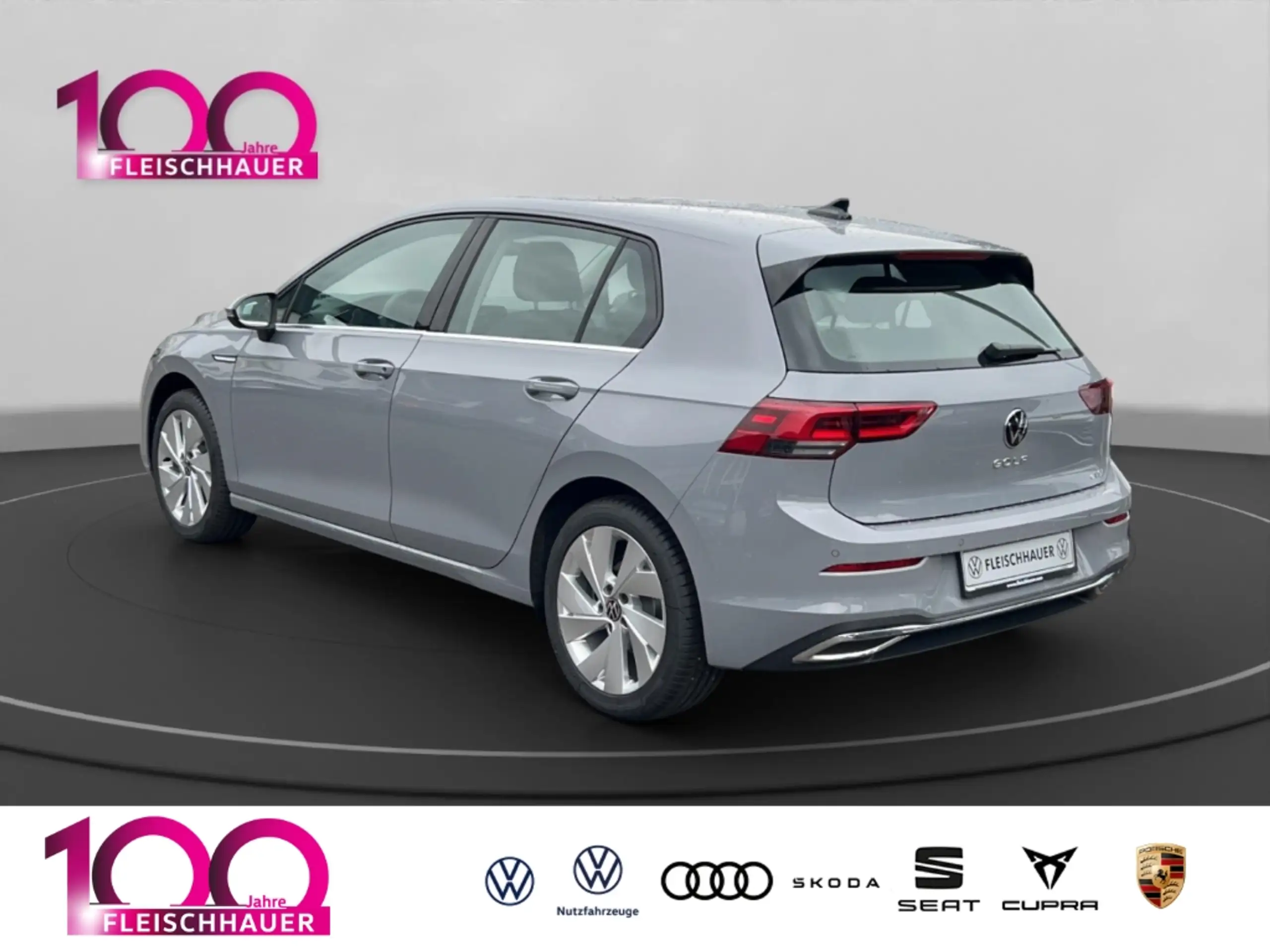 Volkswagen - Golf