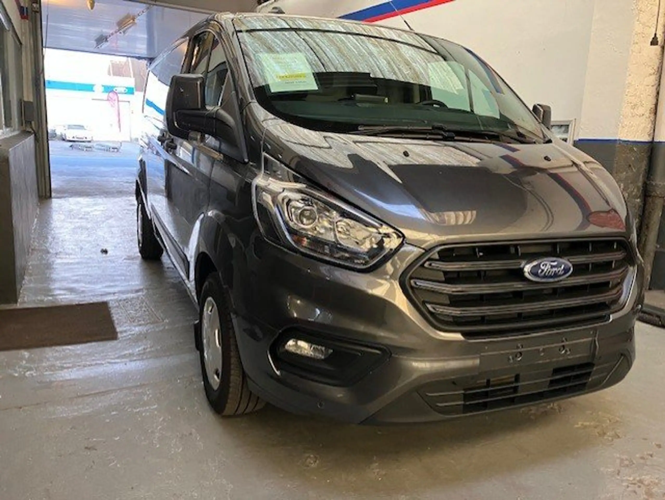 Ford - Transit Custom