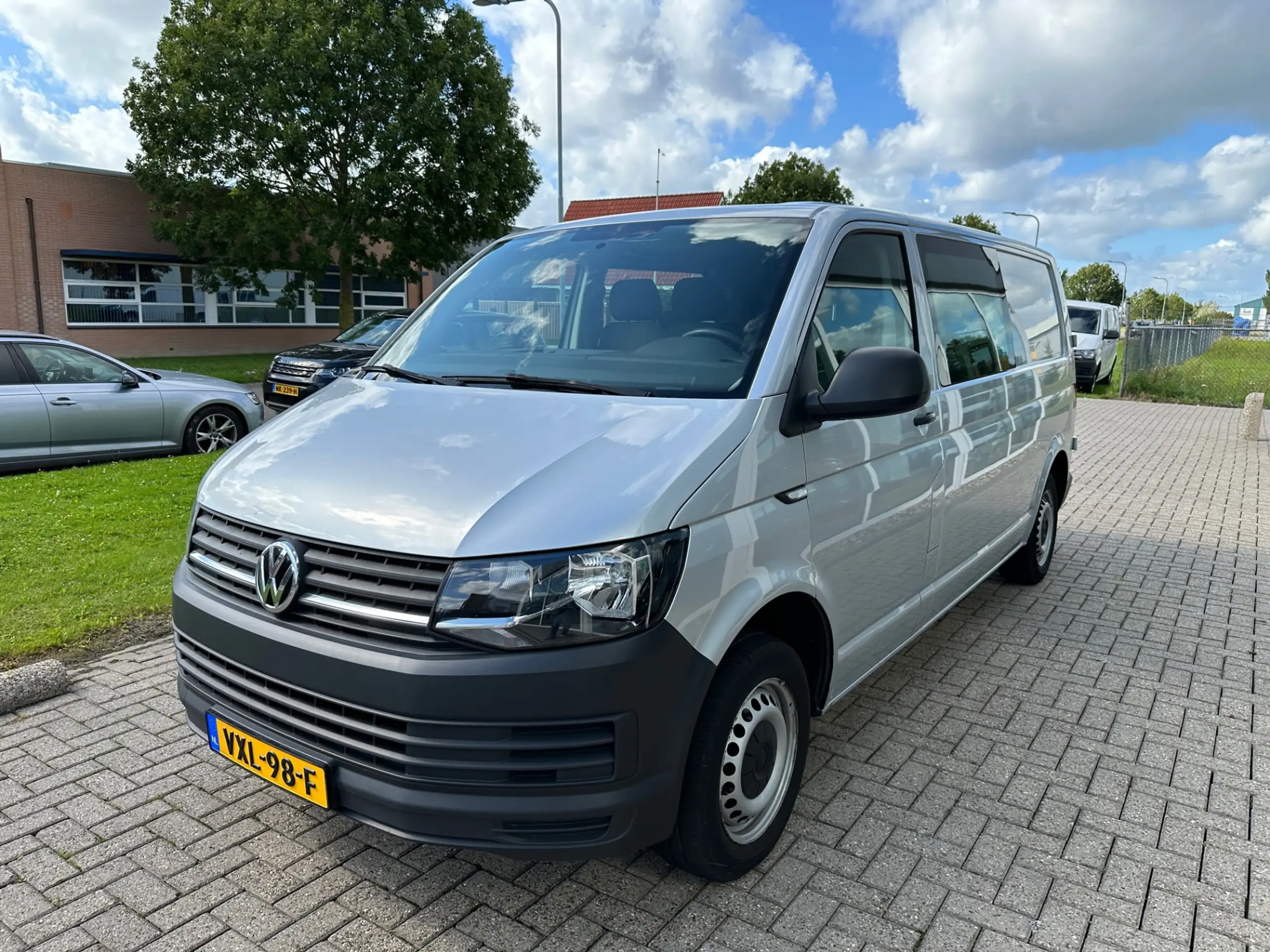 Volkswagen - T6 Transporter