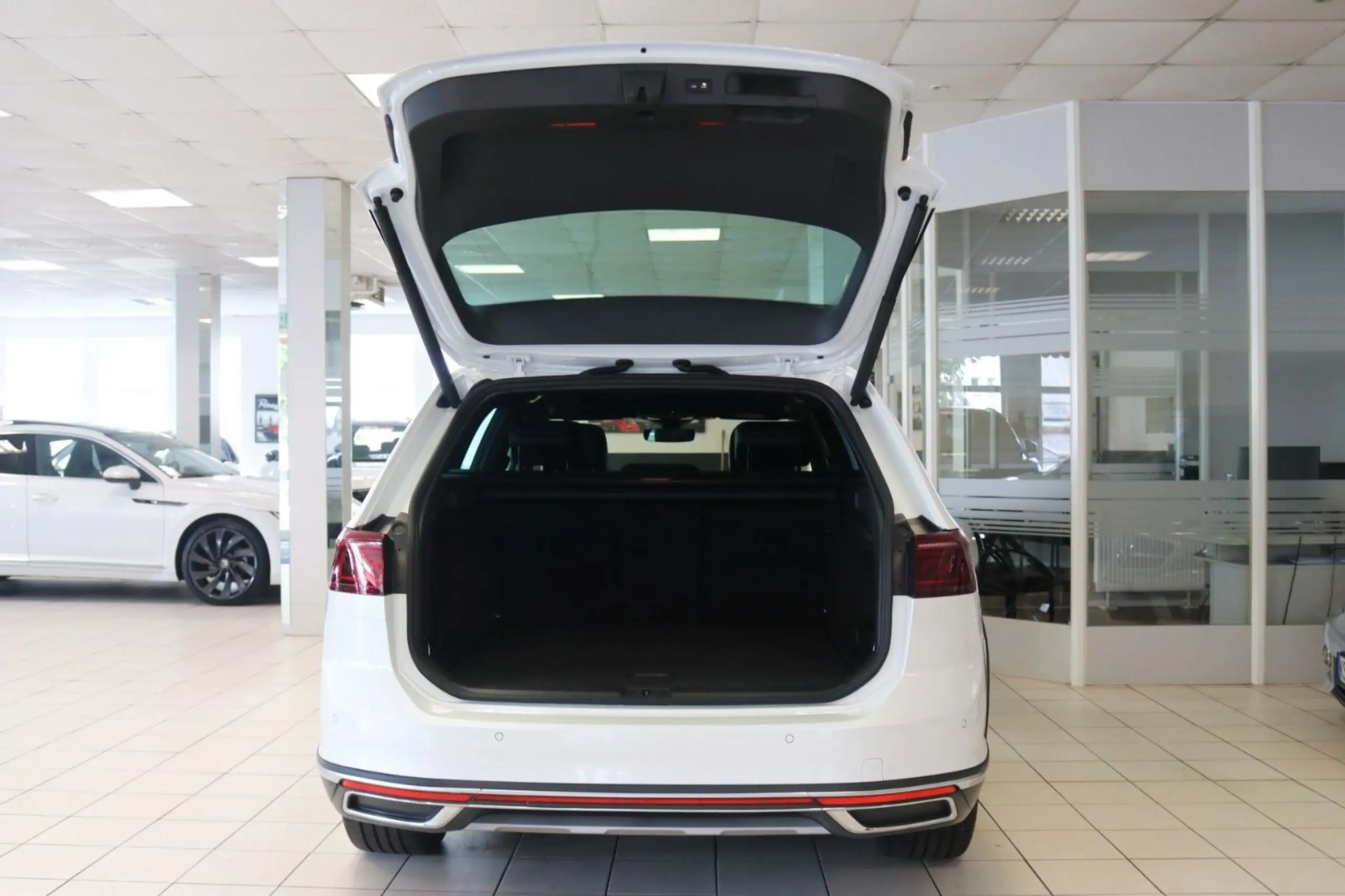 Volkswagen - Passat Alltrack