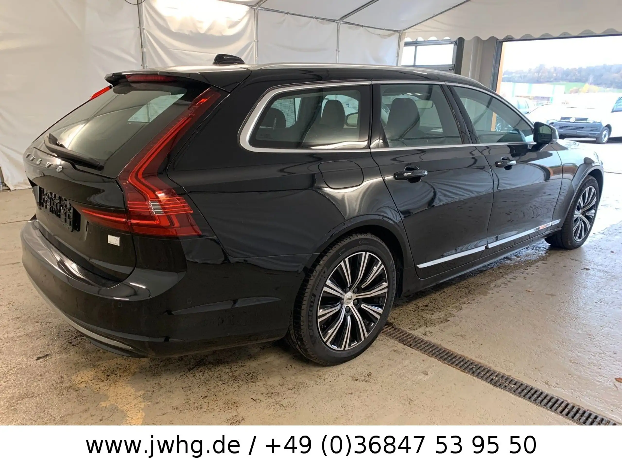 Volvo - V90