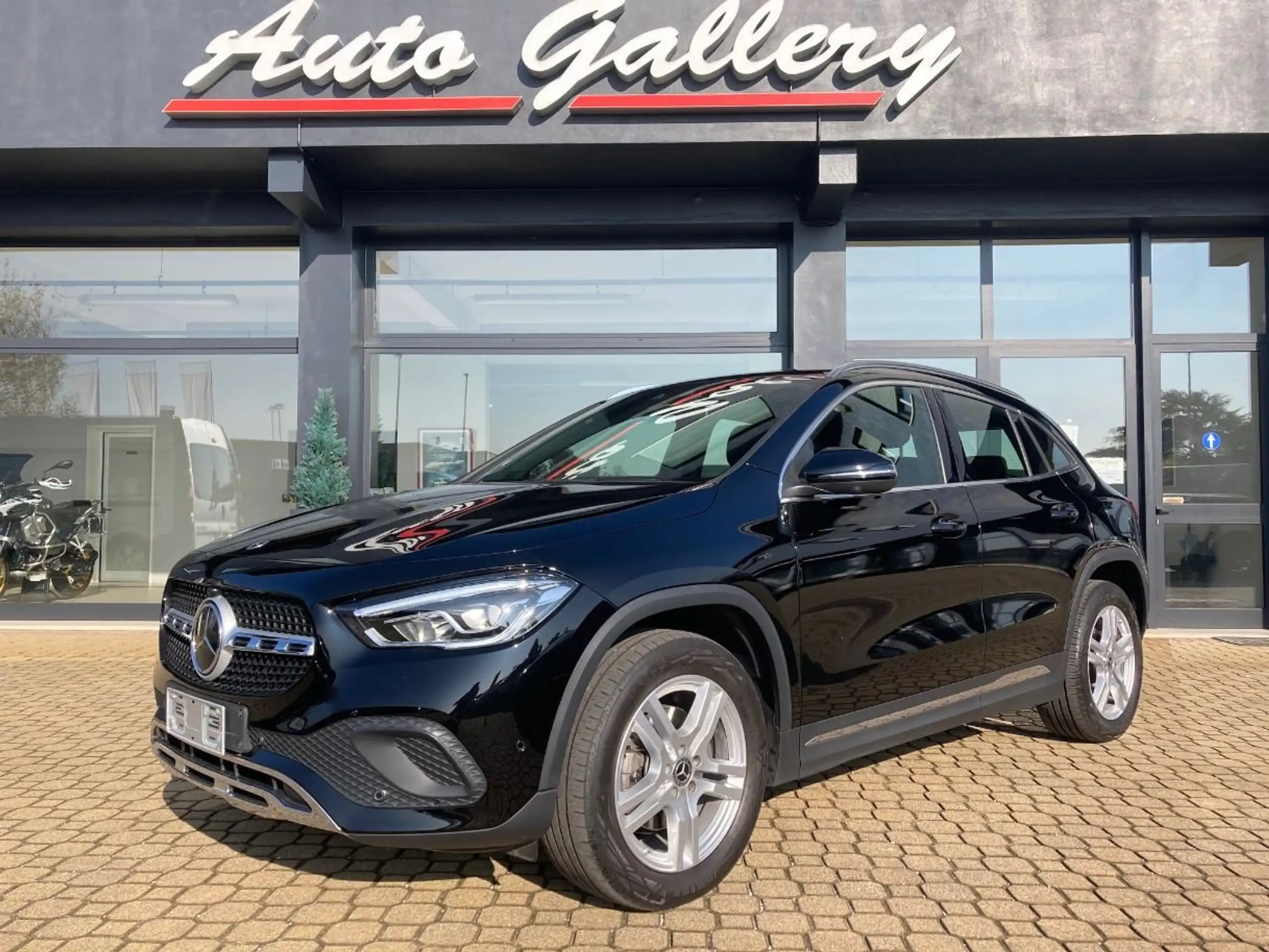 Mercedes-Benz - GLA 200