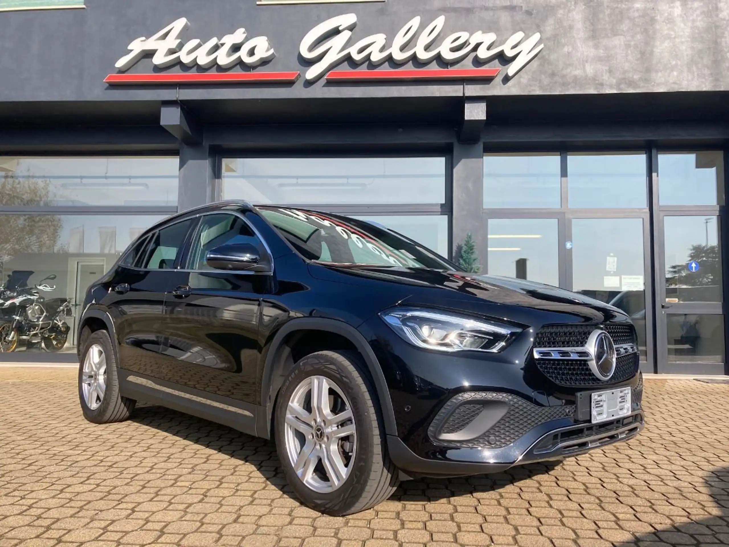 Mercedes-Benz - GLA 200