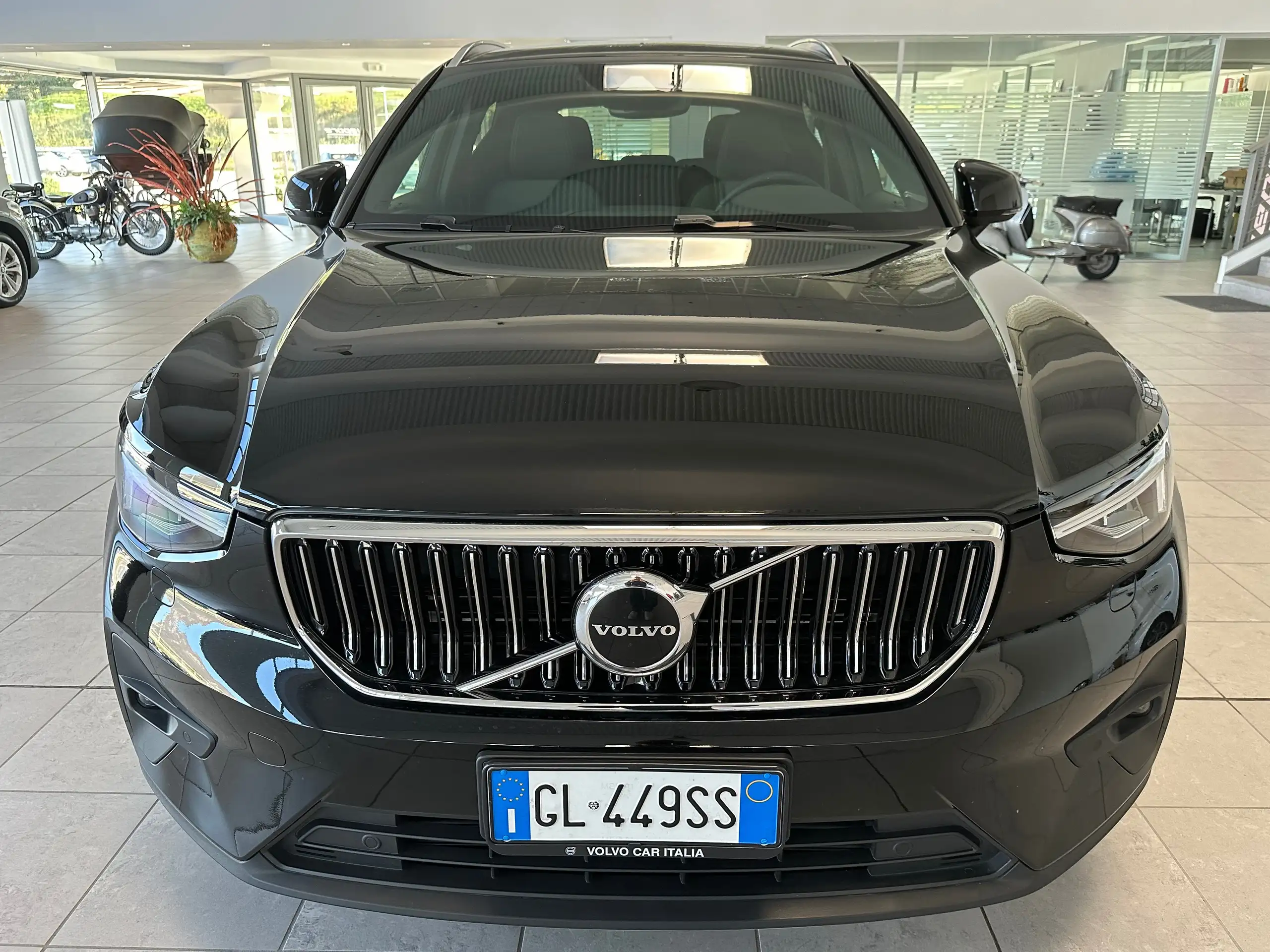 Volvo - XC40