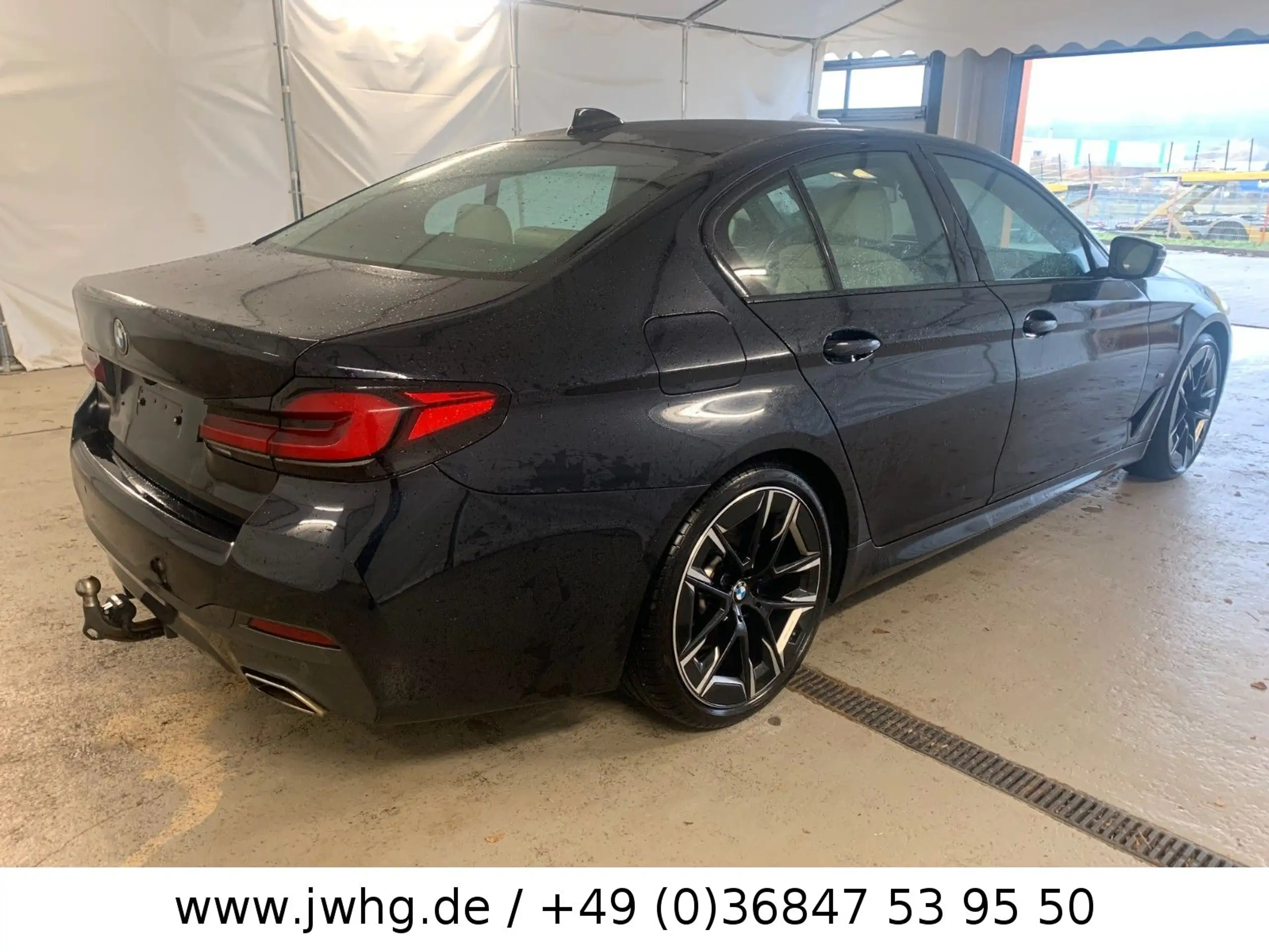 BMW - 530