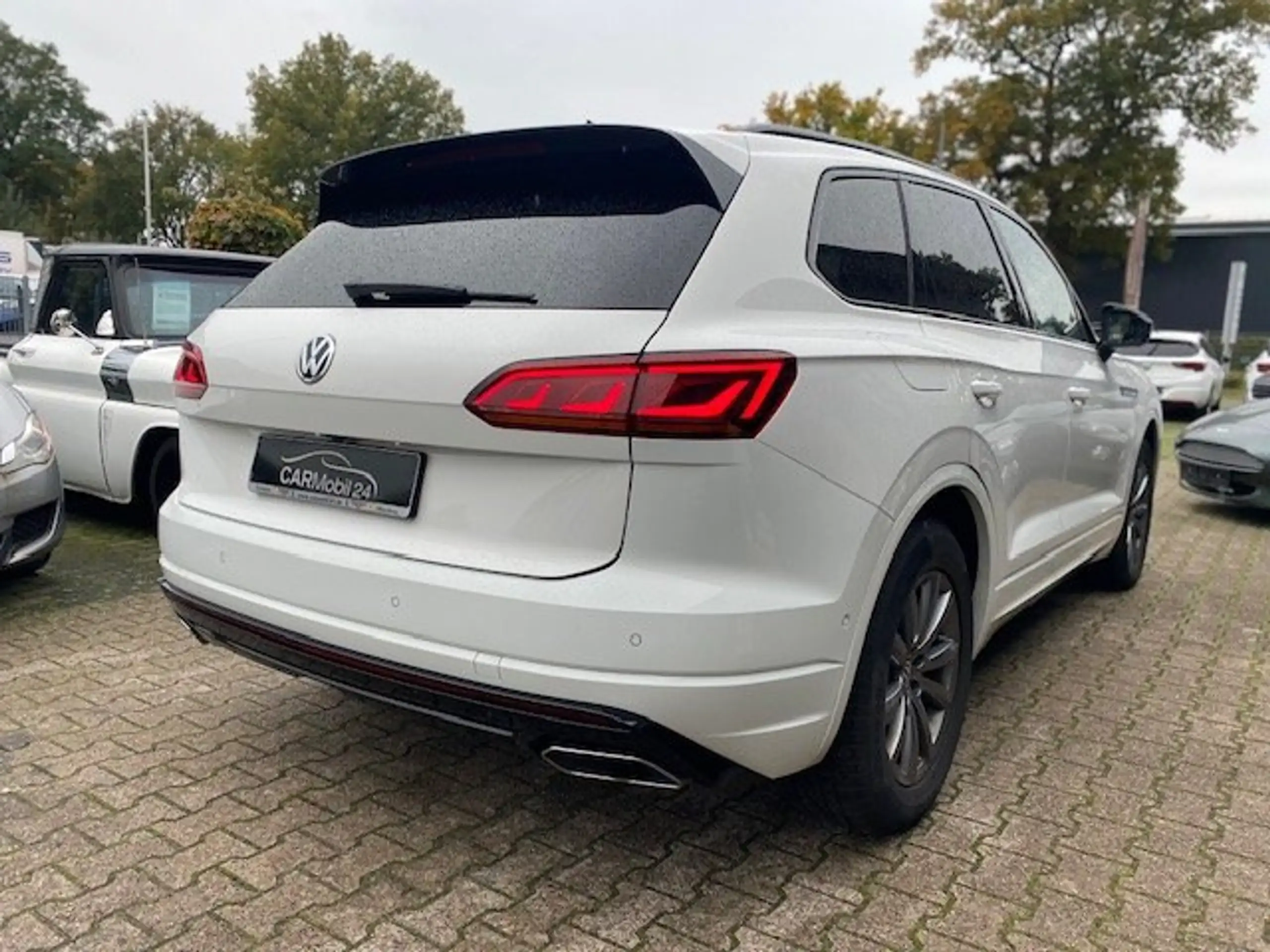 Volkswagen - Touareg