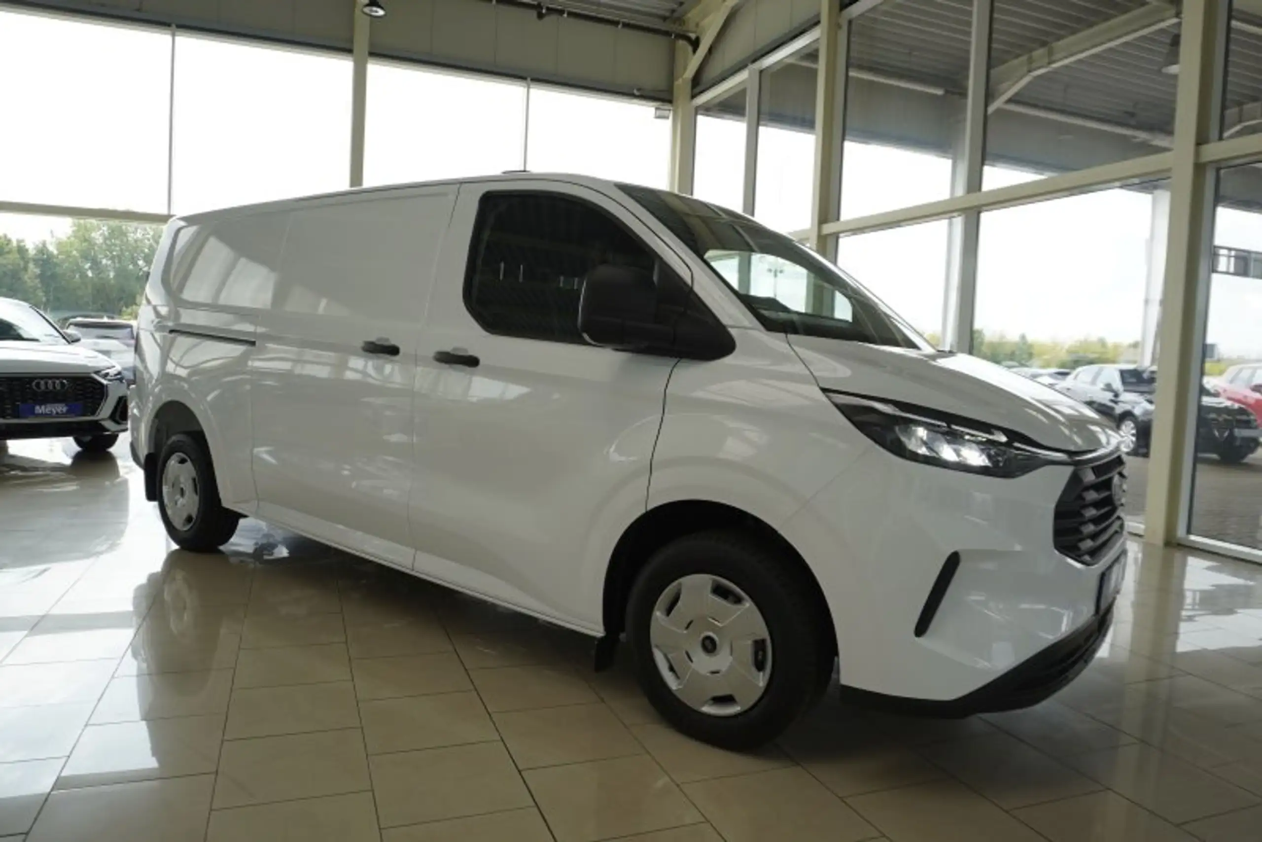 Ford Transit Custom 2024