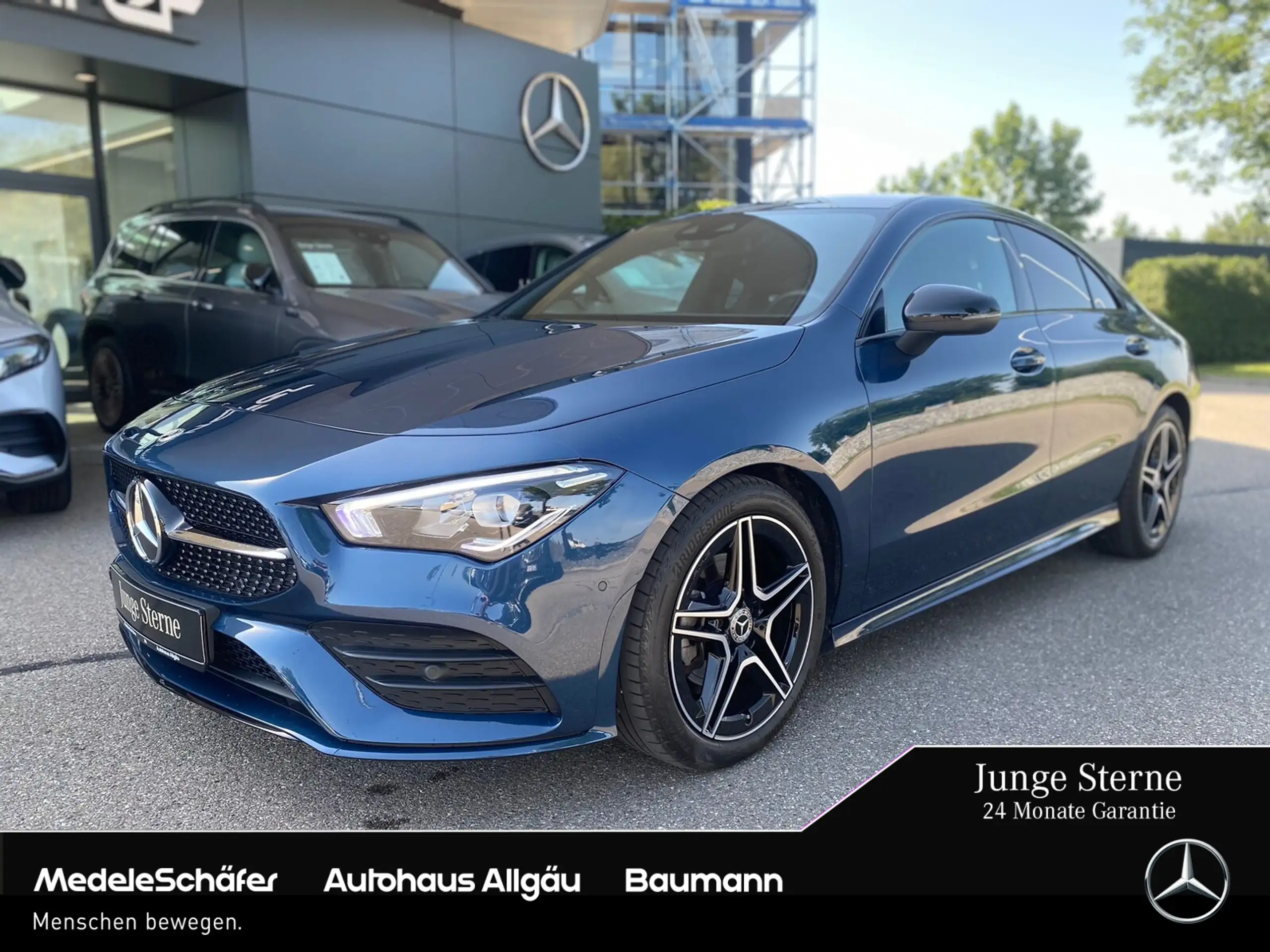 Mercedes-Benz - CLA 200