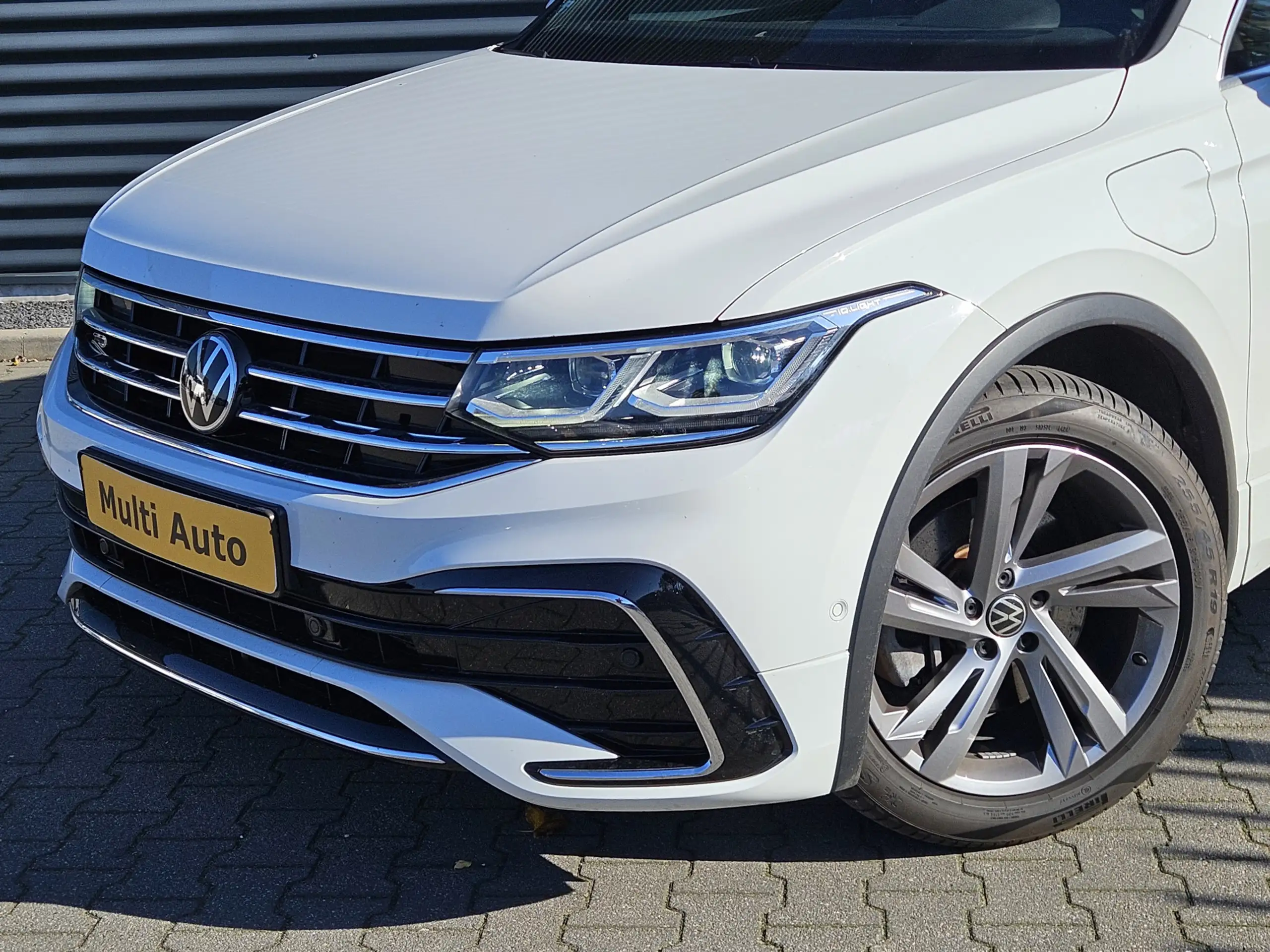 Volkswagen - Tiguan