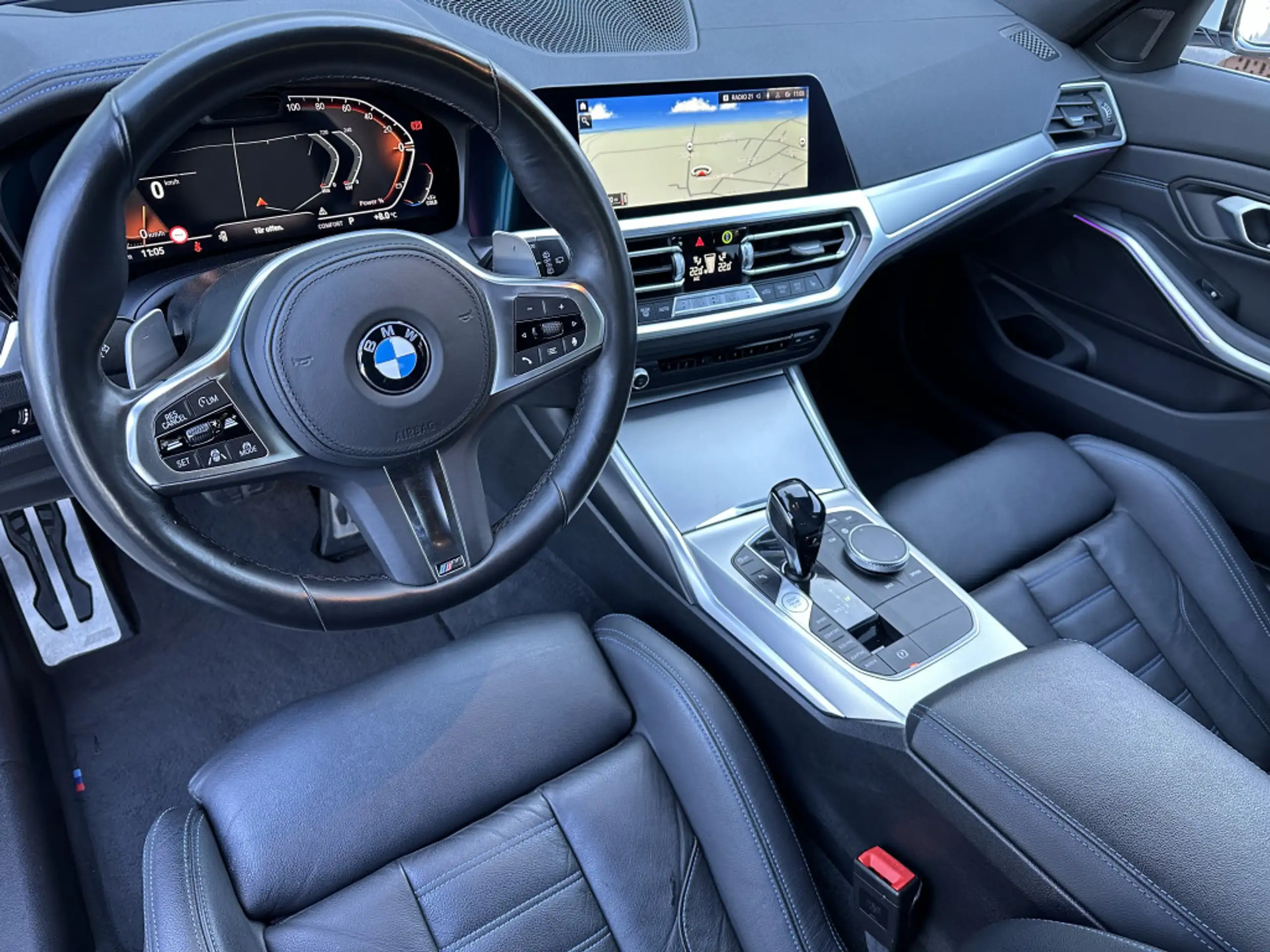 BMW - 330