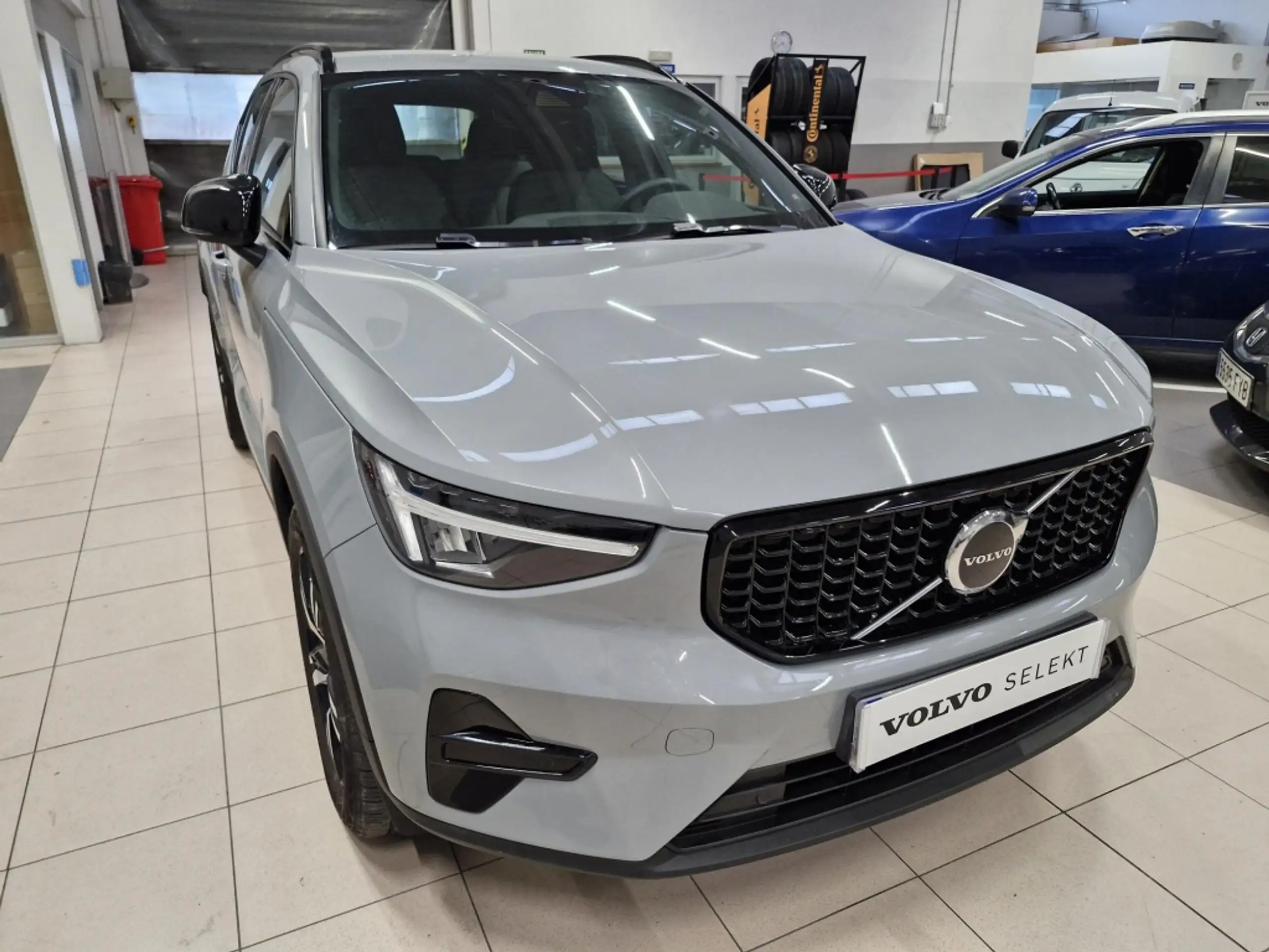 Volvo - XC40