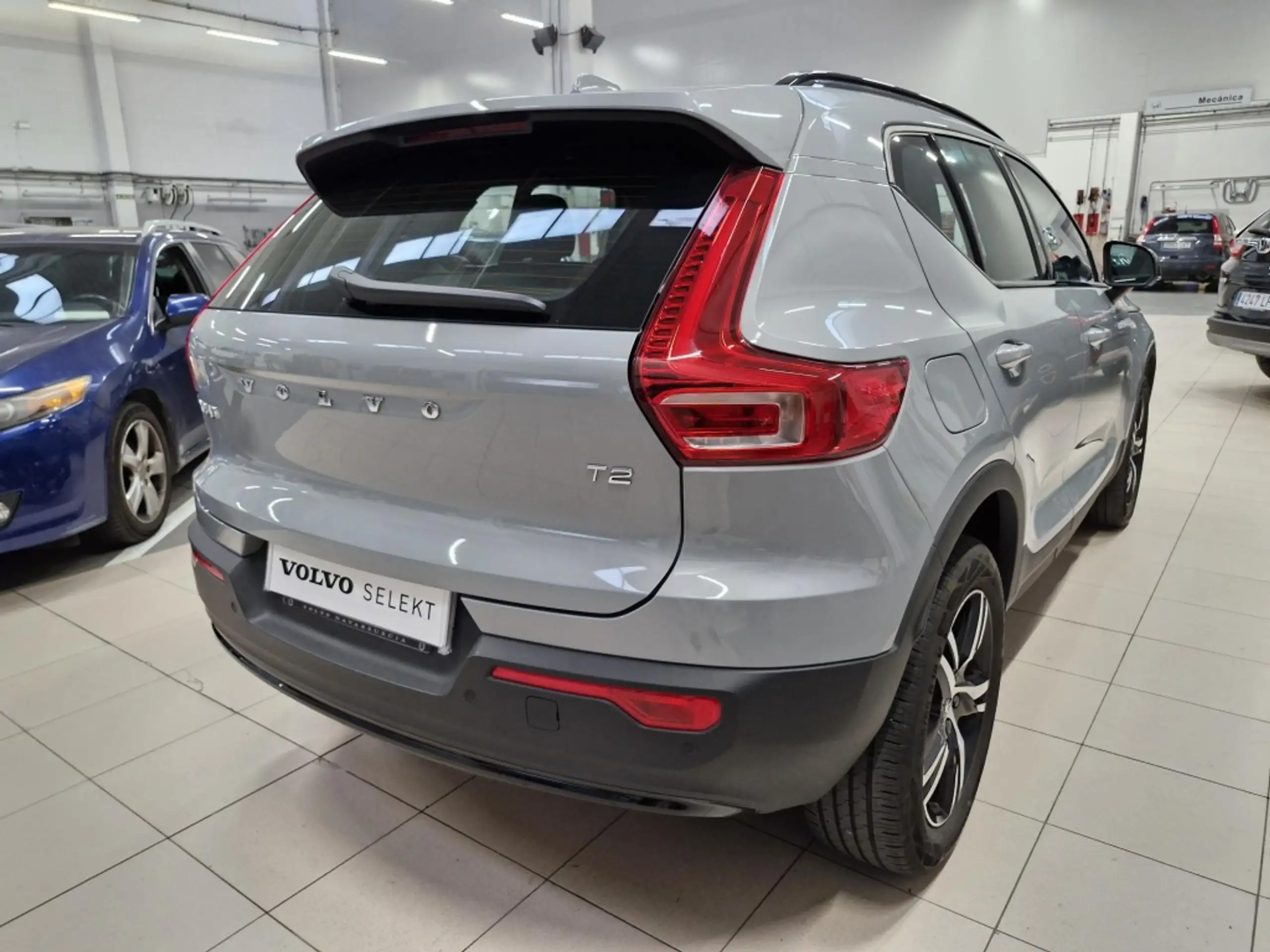 Volvo - XC40