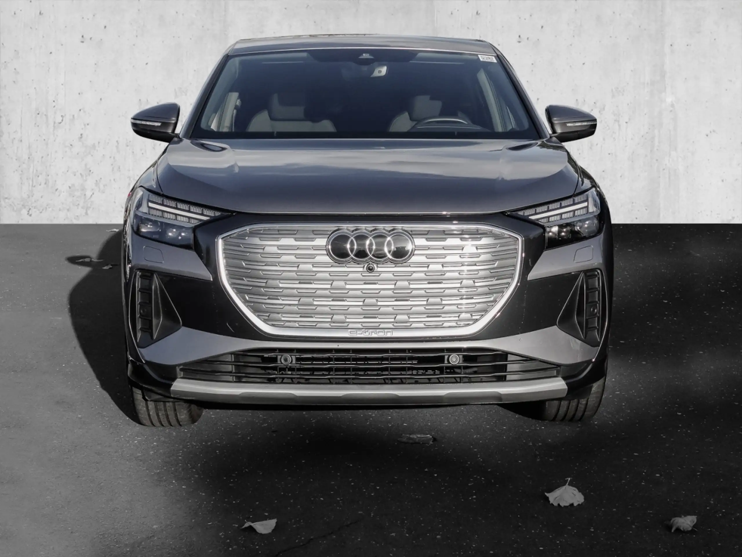 Audi - Q4 e-tron