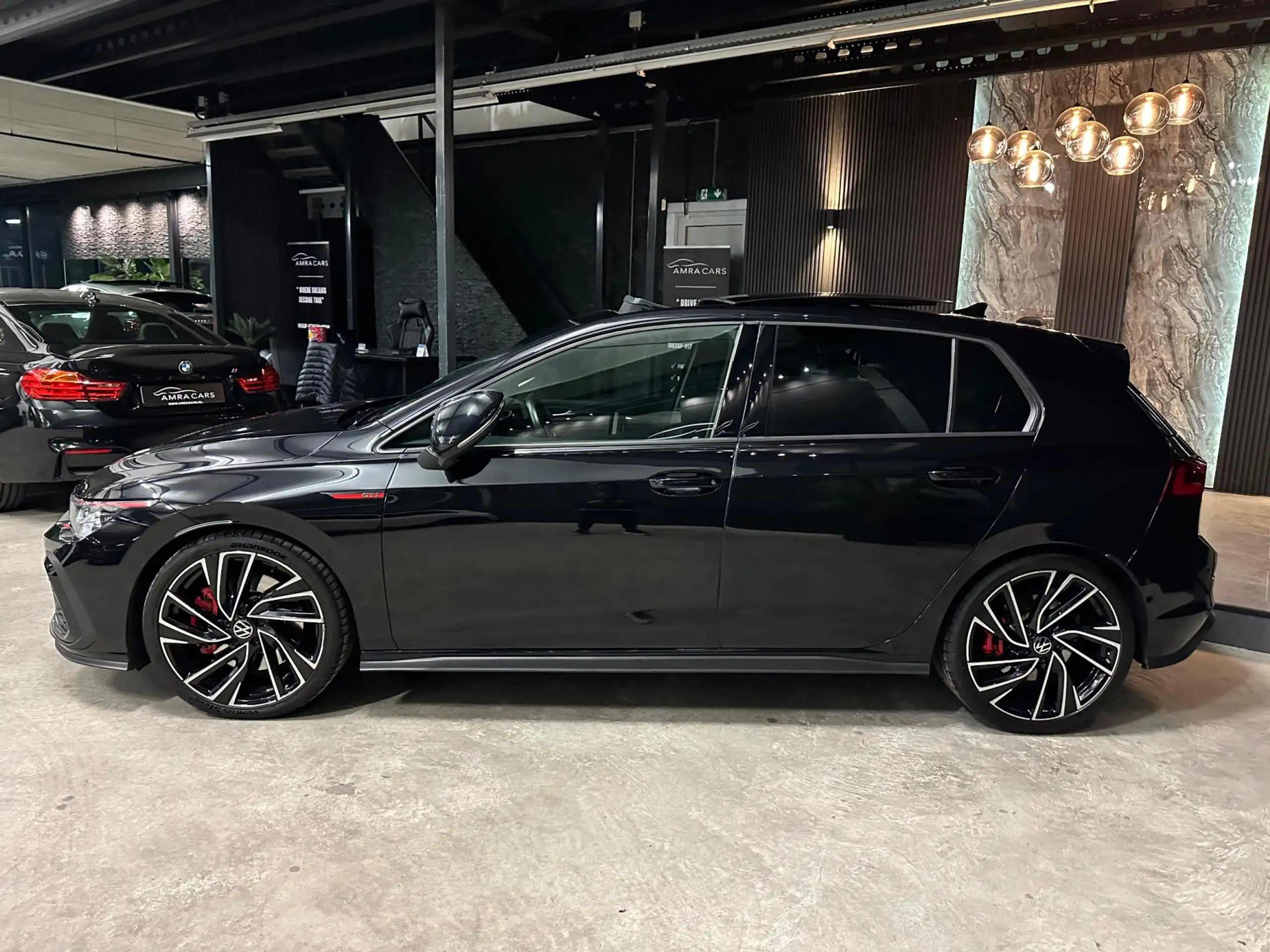 Volkswagen - Golf GTI